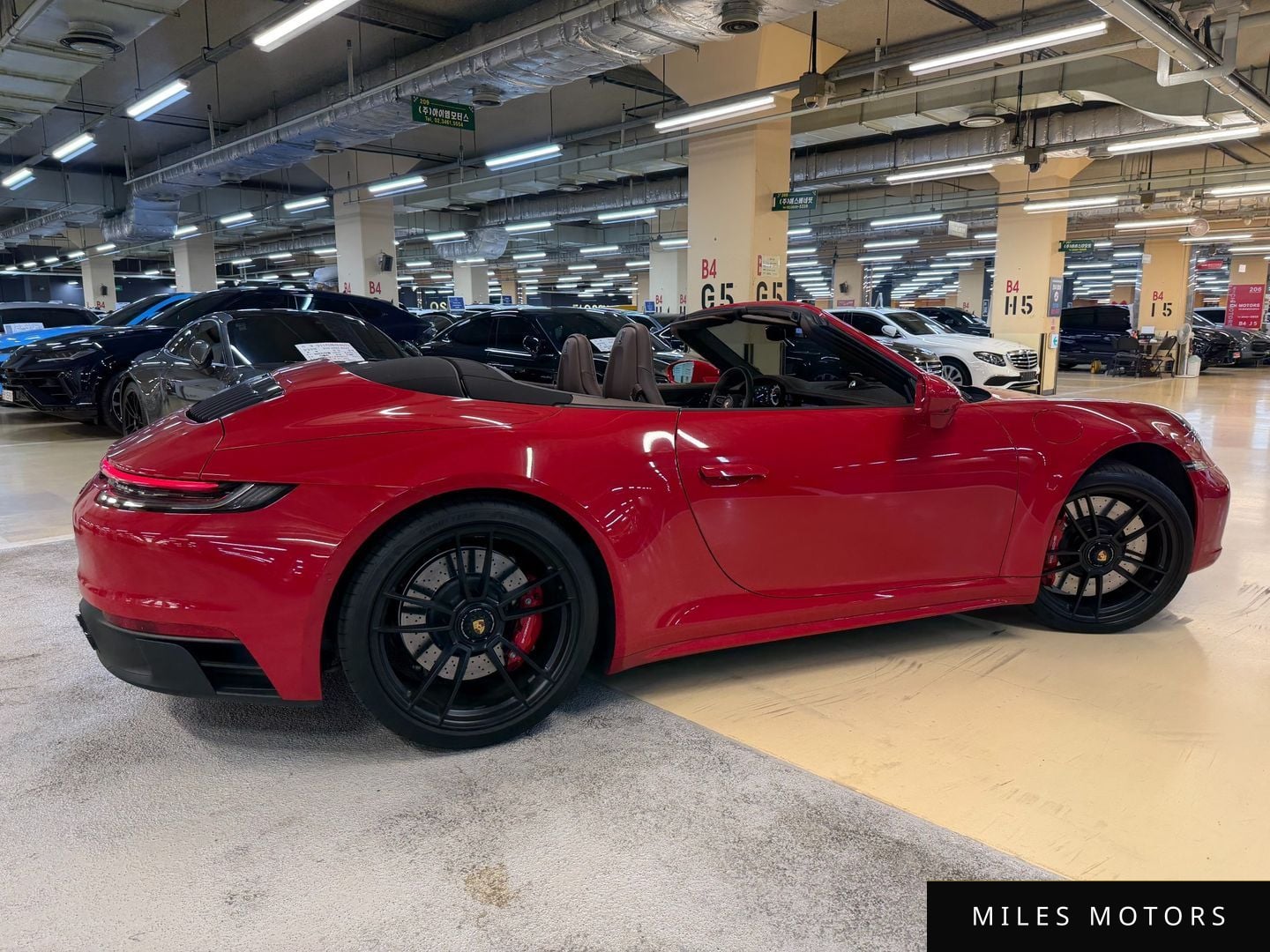 Porsche 911 (992) 2022 — миниатюра 4