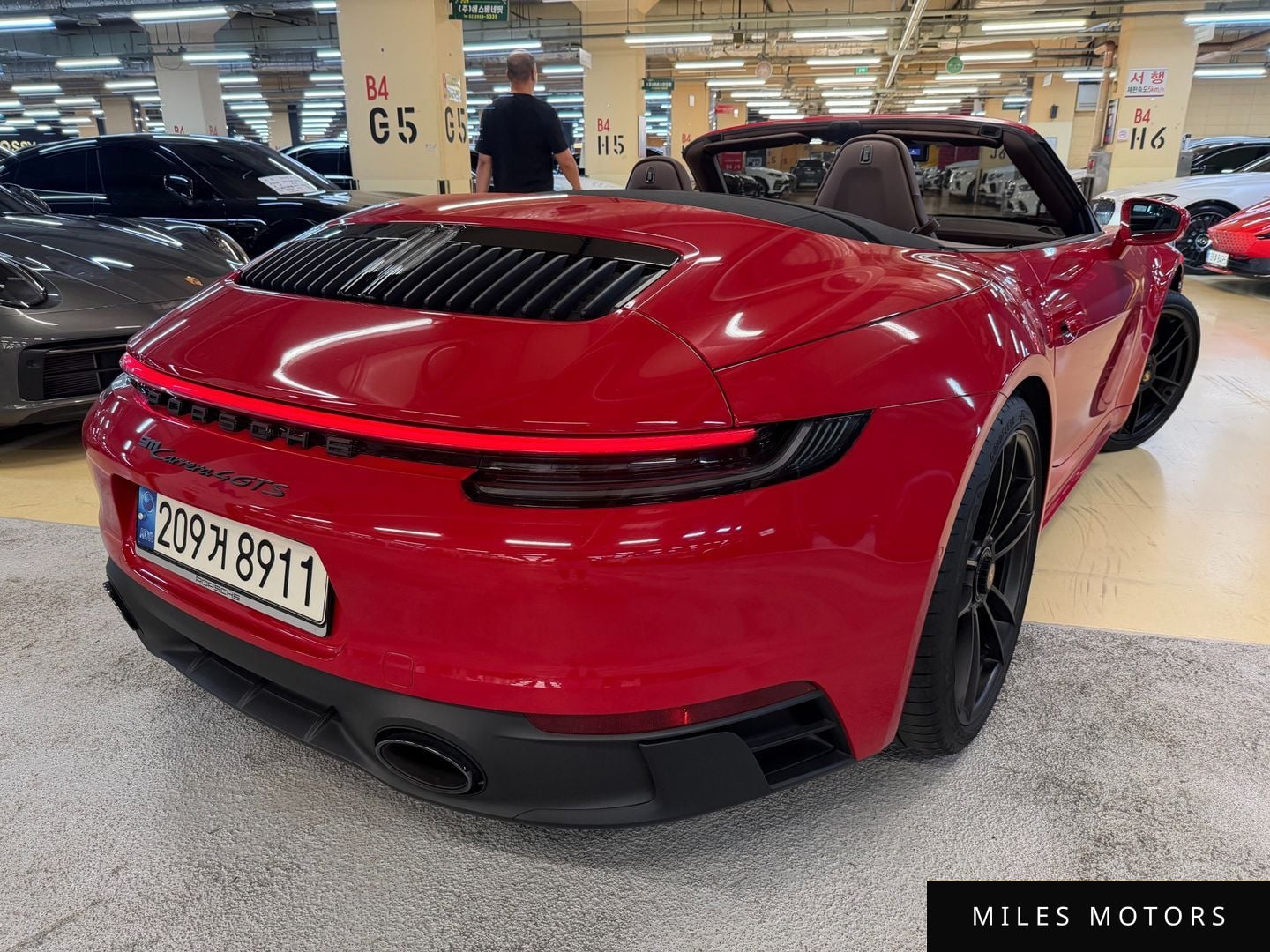 Porsche 911 (992) 2022 — миниатюра 5