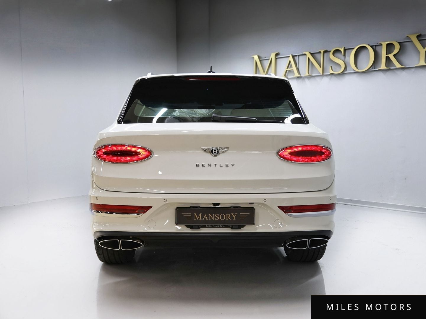 Bentley Bentayga 2024 — миниатюра 4