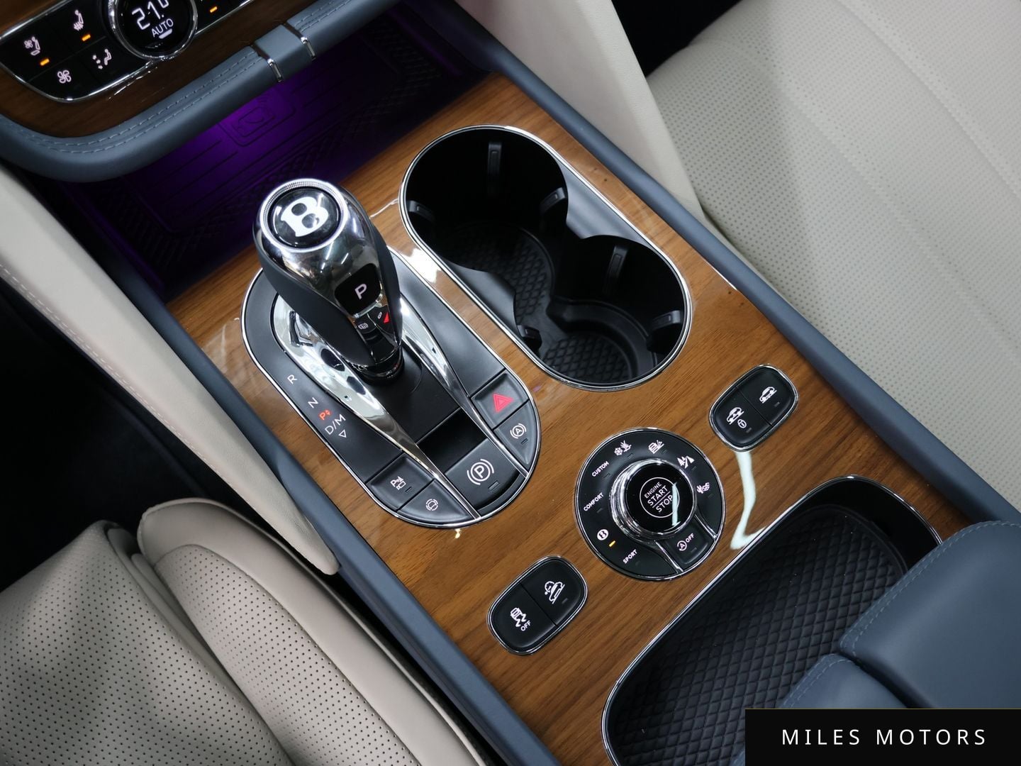 Bentley Bentayga 2024 — миниатюра 9