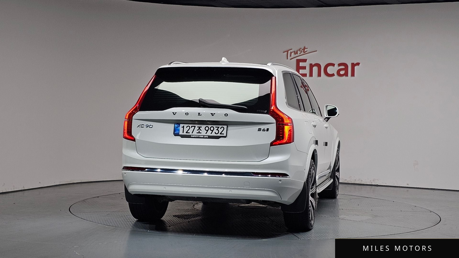 Volvo XC90 2025 — миниатюра 3