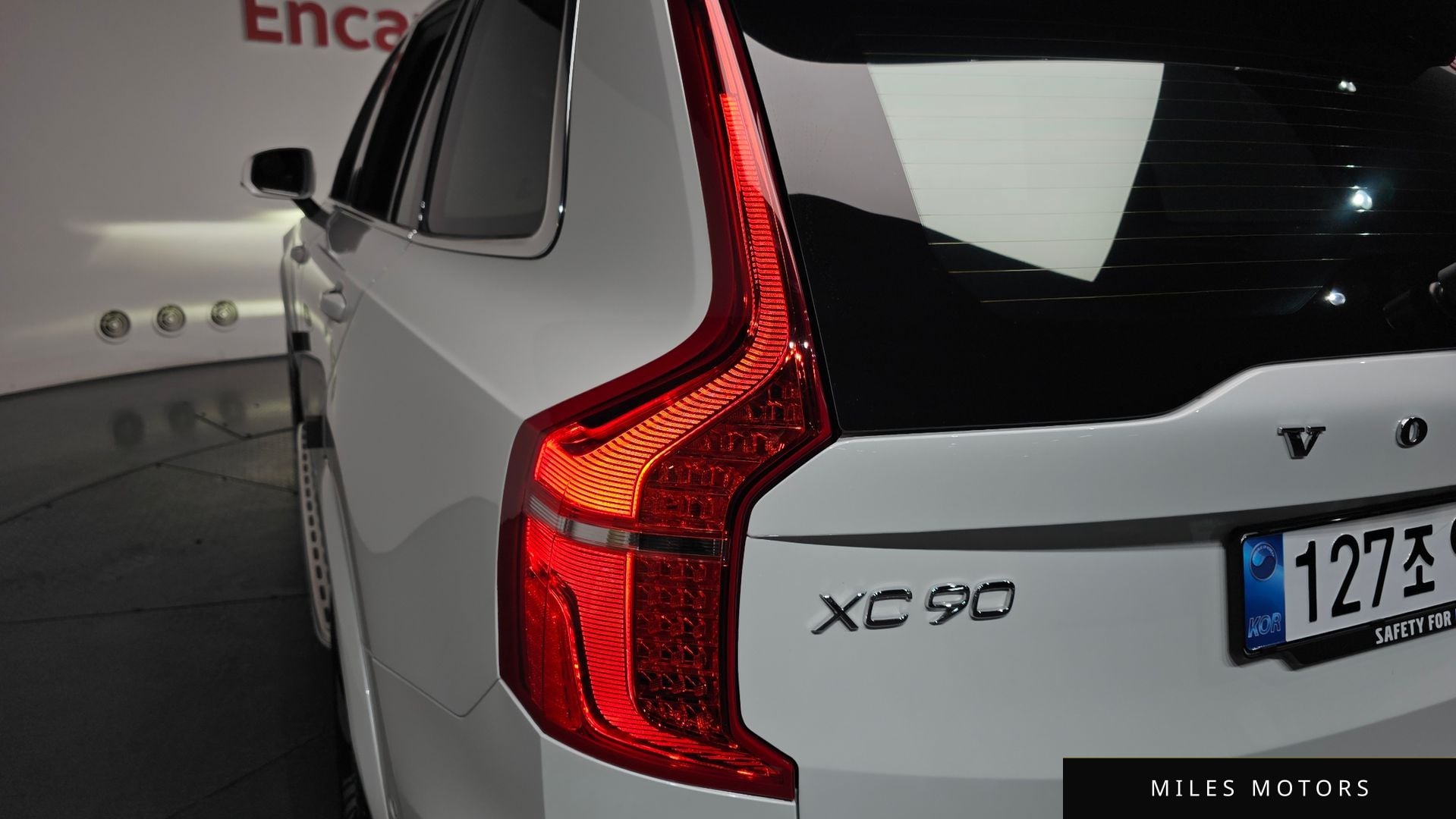 Volvo XC90 2025 — миниатюра 8