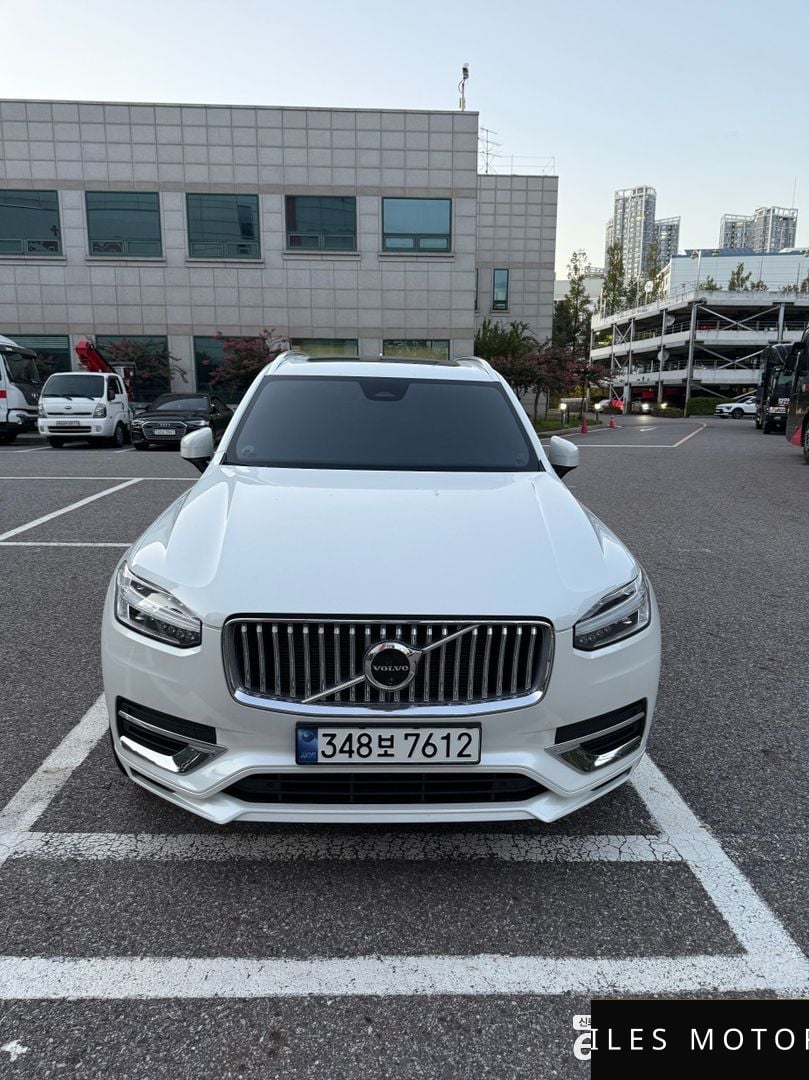Volvo XC90 2024 — фото 1 из 9