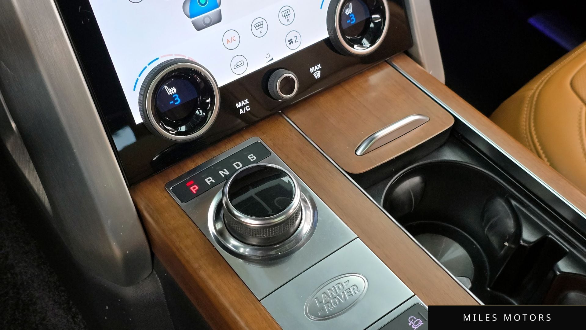 Land Rover Range Rover 2018 — миниатюра 9