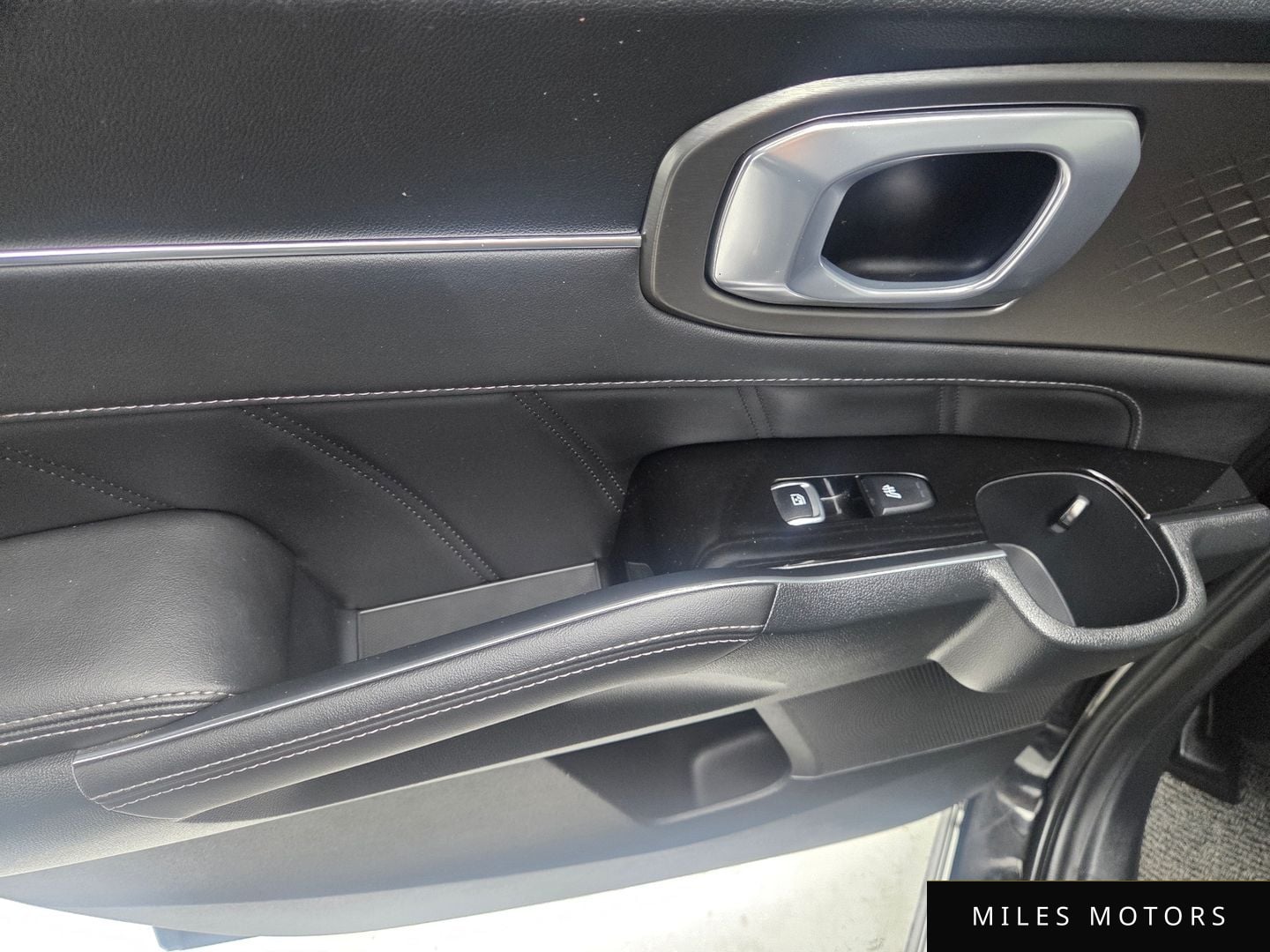 Kia Sorento 2022 — миниатюра 8