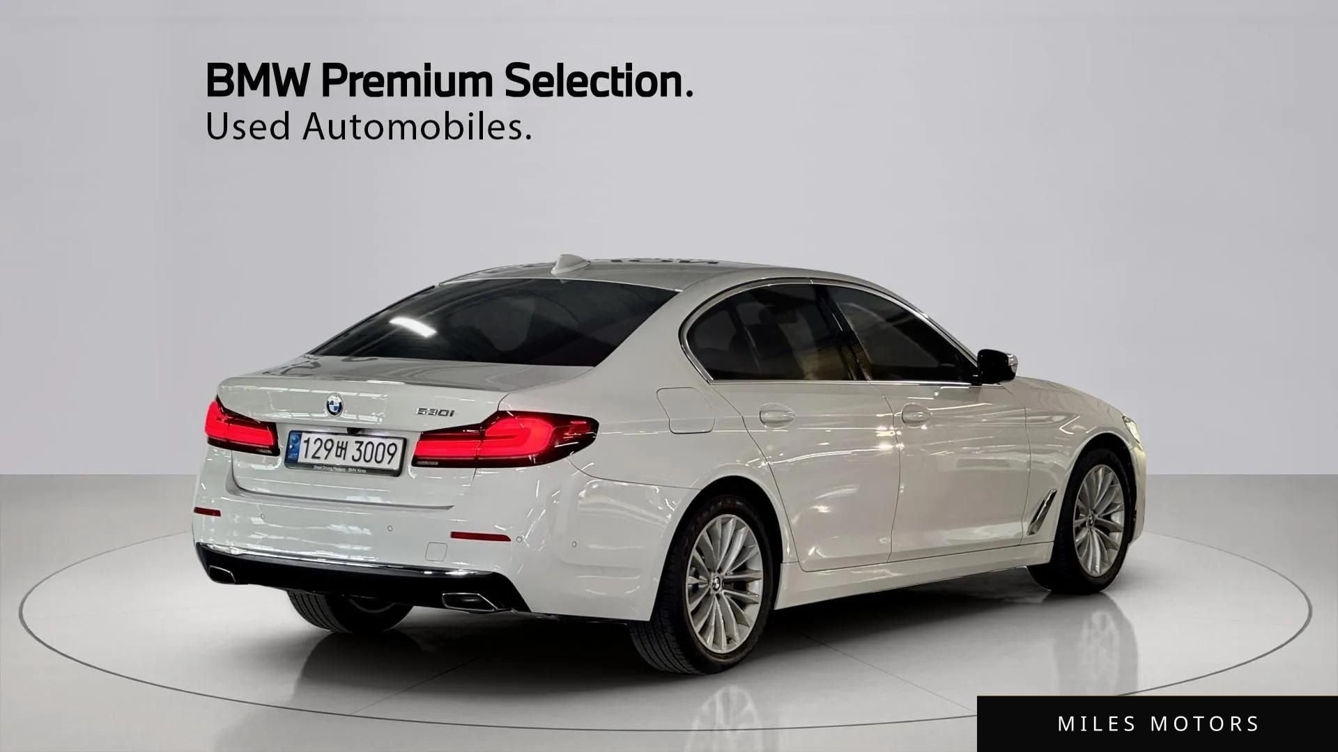 BMW 5 Series (G30) 2021 — миниатюра 2