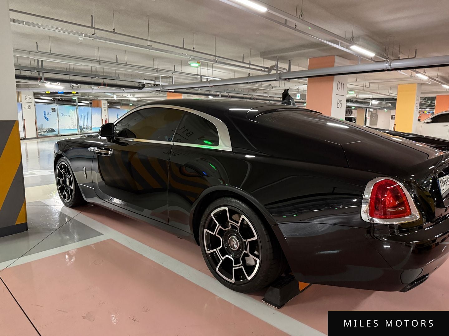 Rolls-Royce Wraith 2021 — миниатюра 5