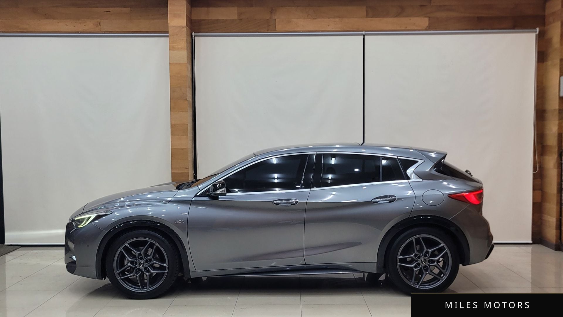 Infiniti Q30 2017 — миниатюра 5