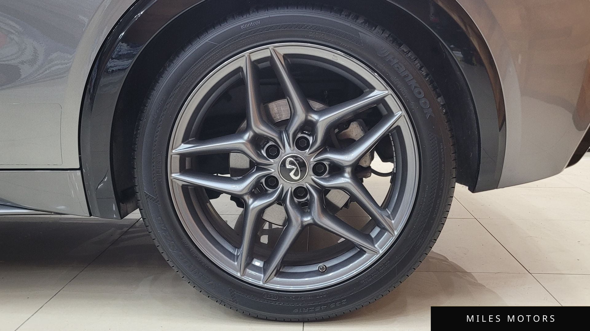 Infiniti Q30 2017 — миниатюра 7