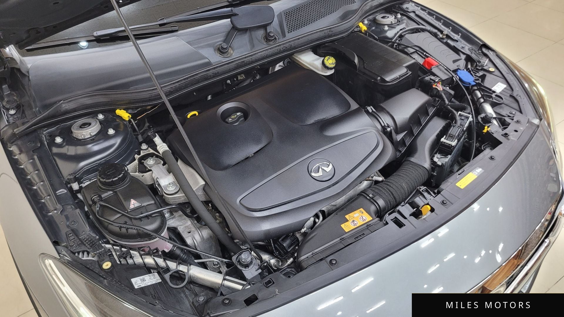 Infiniti Q30 2017 — миниатюра 8