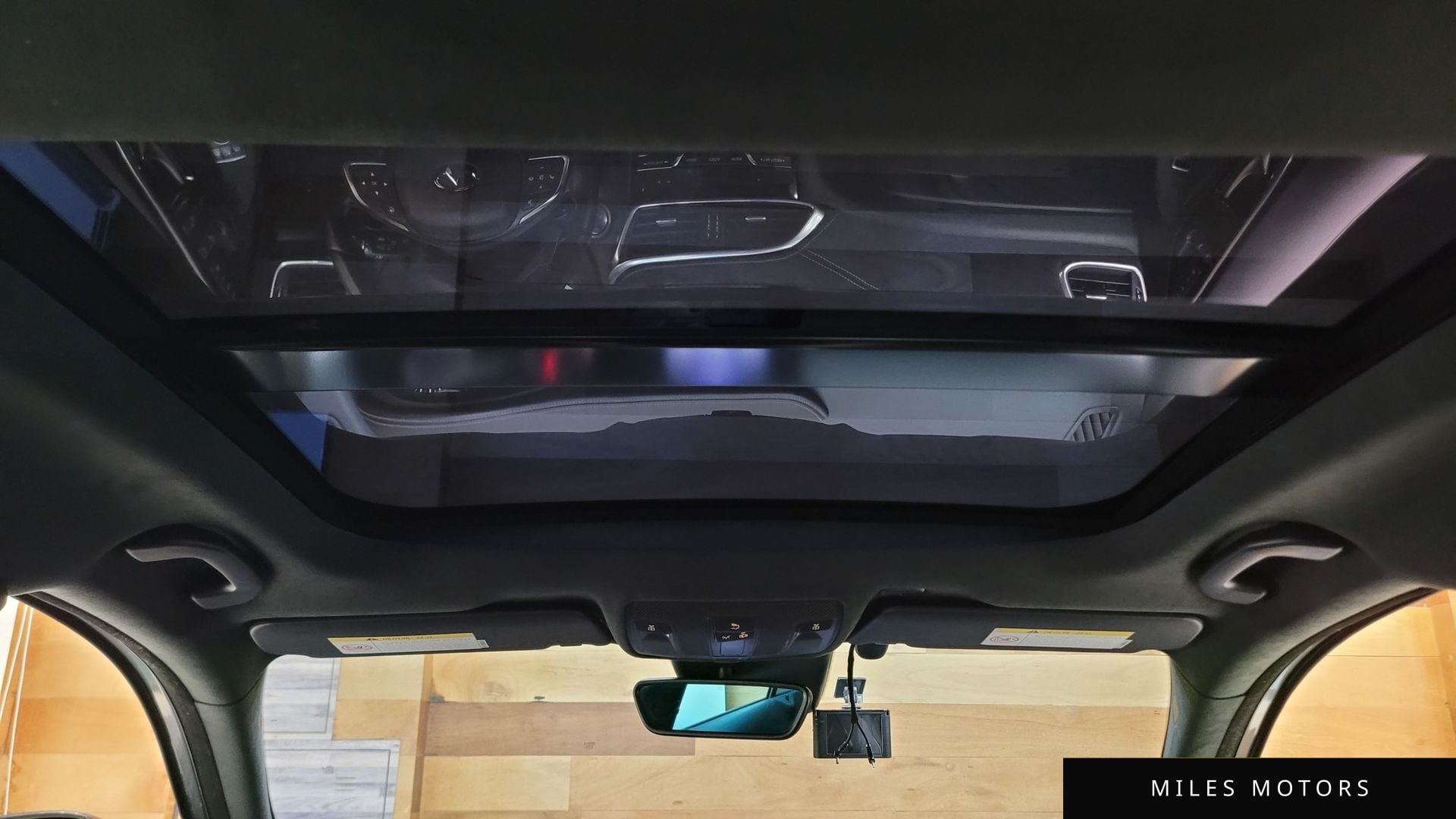 Infiniti Q30 2017 — миниатюра 10