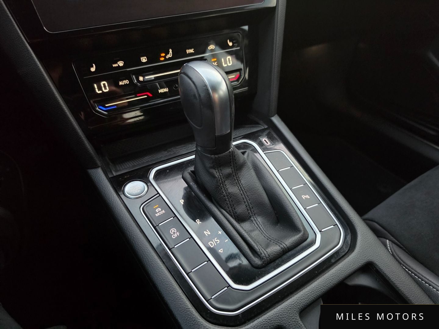 Volkswagen Passat 2021 — миниатюра 9