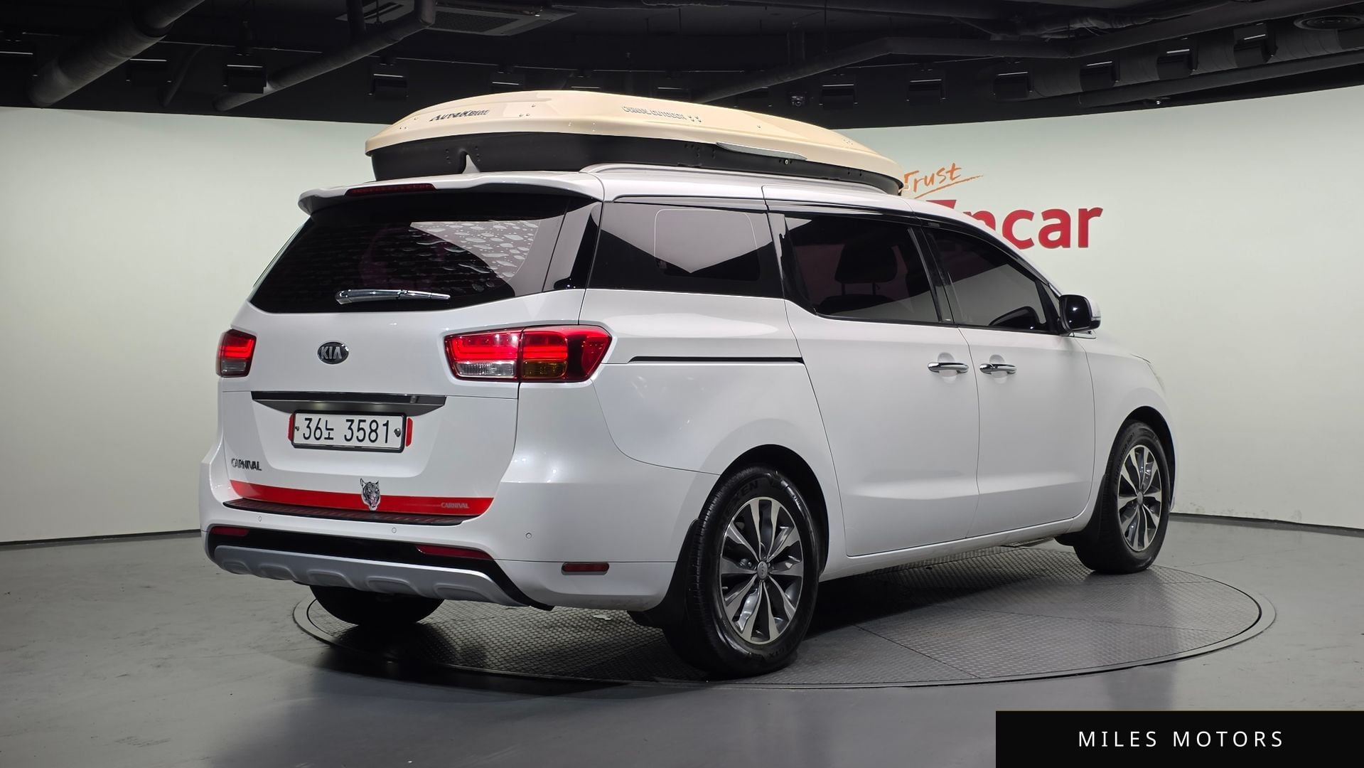 Kia Canival 2018 — миниатюра 2
