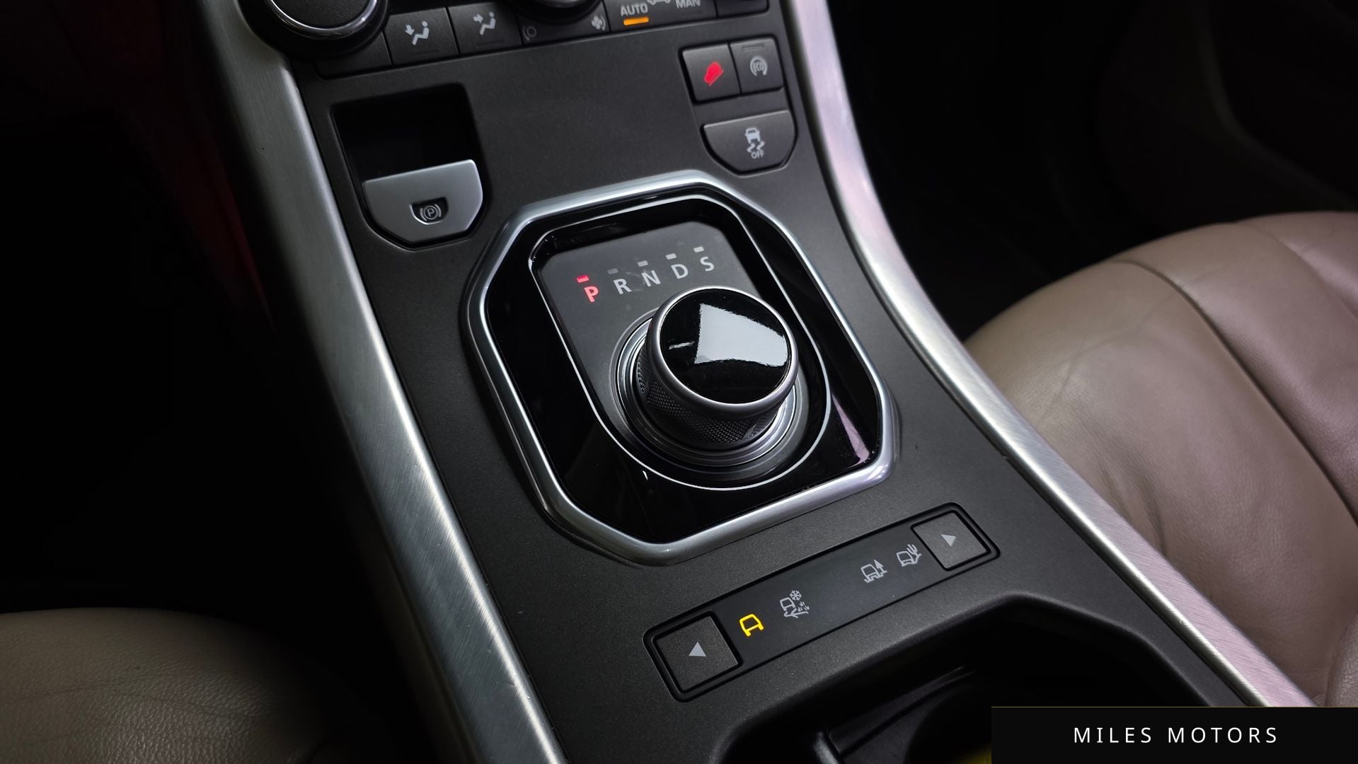 Land Rover Range Rover Evoque 2015 — миниатюра 9