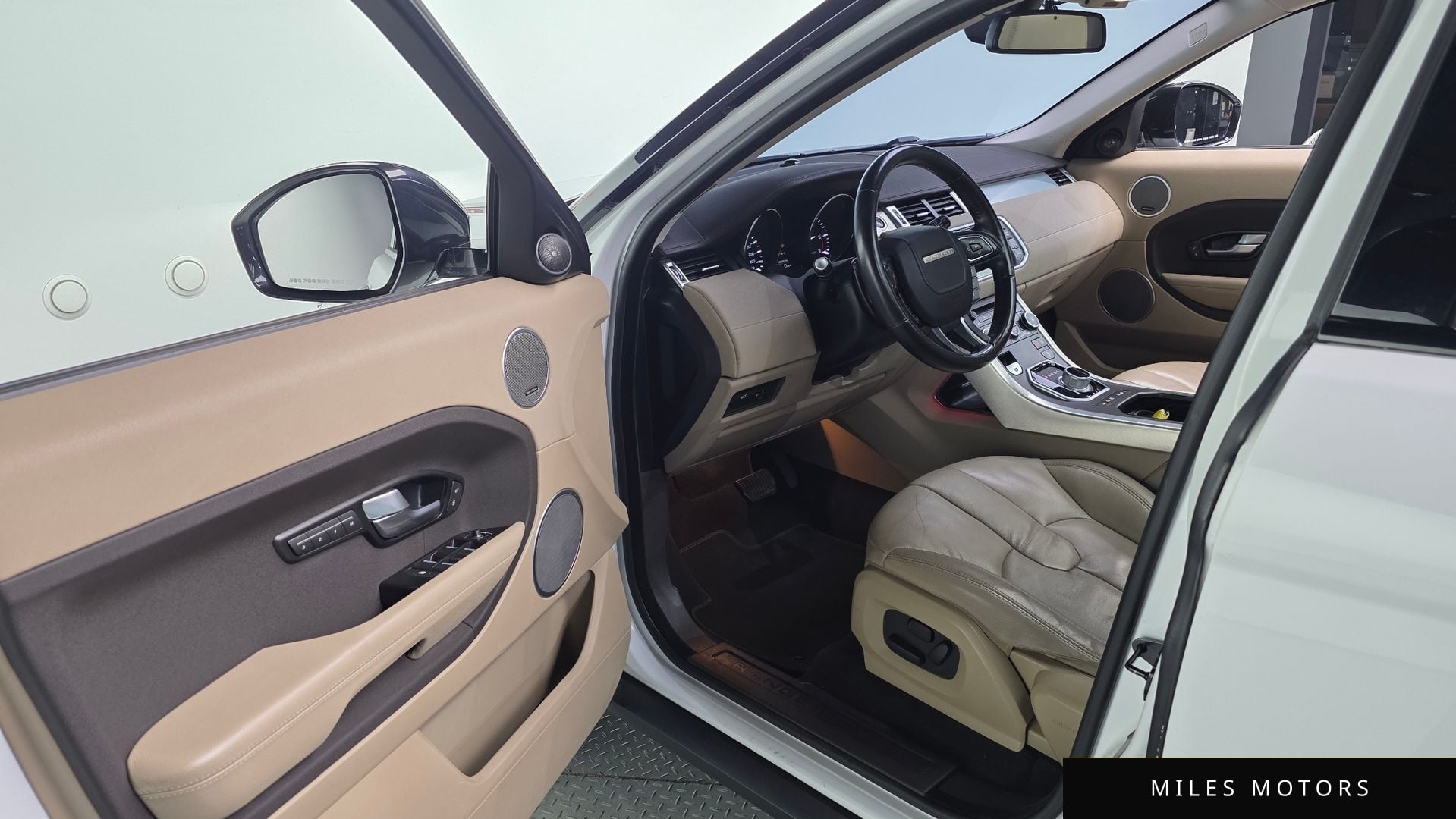 Land Rover Range Rover Evoque 2015 — миниатюра 10