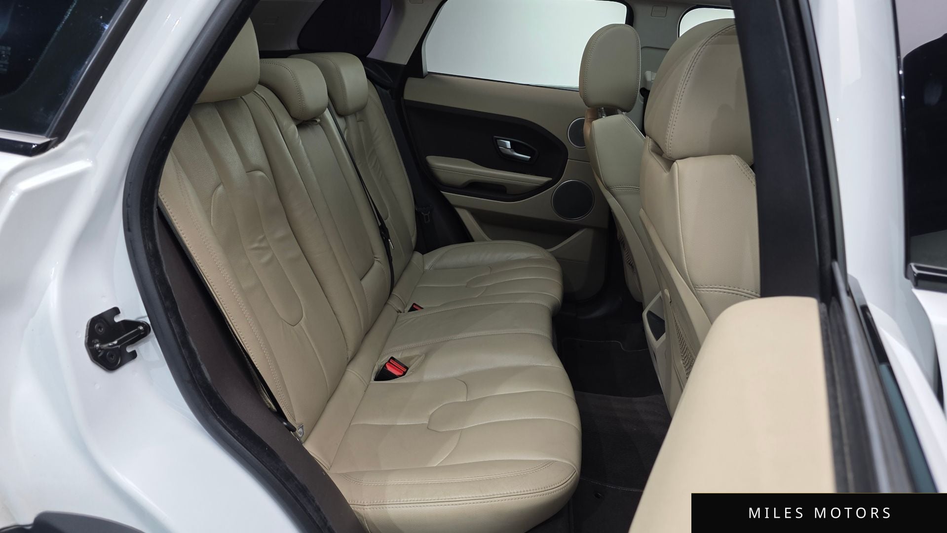 Land Rover Range Rover Evoque 2015 — миниатюра 11