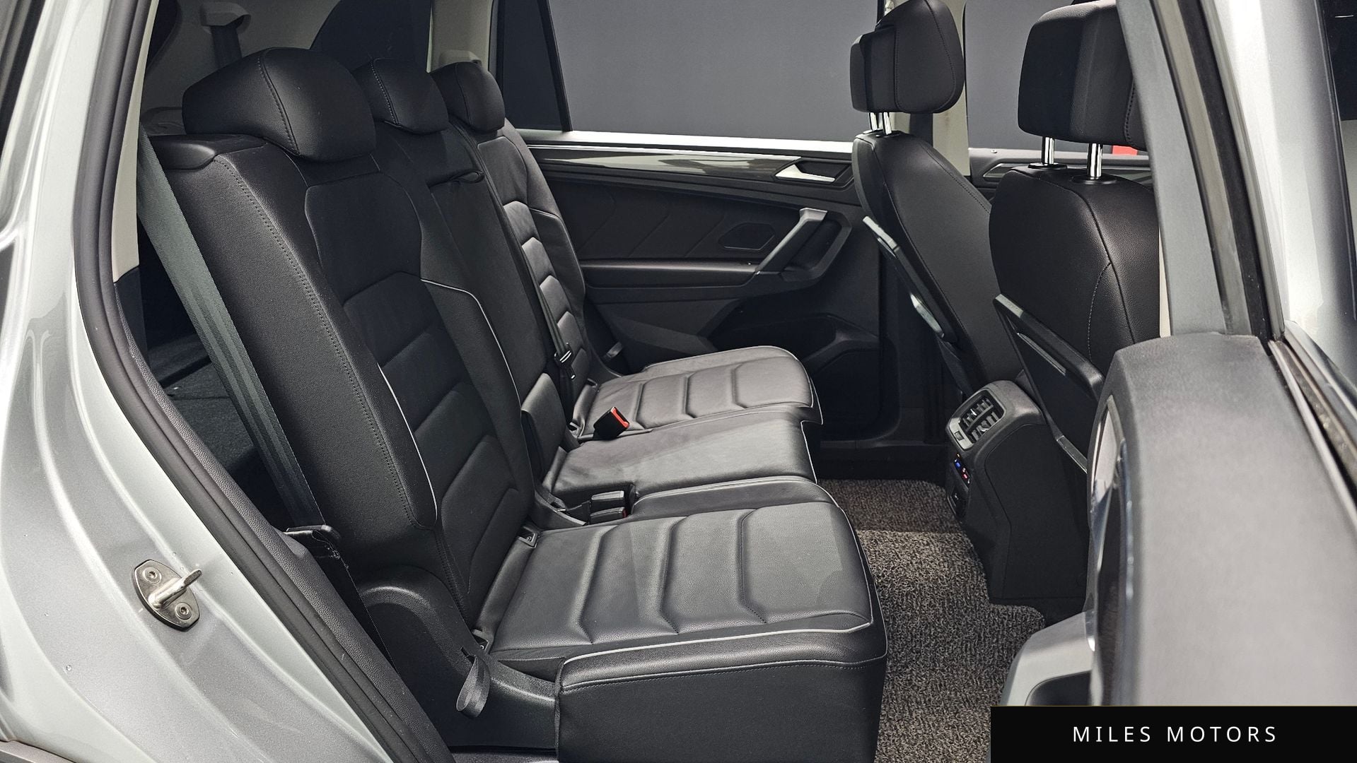 Volkswagen Tiguan 2020 — миниатюра 11