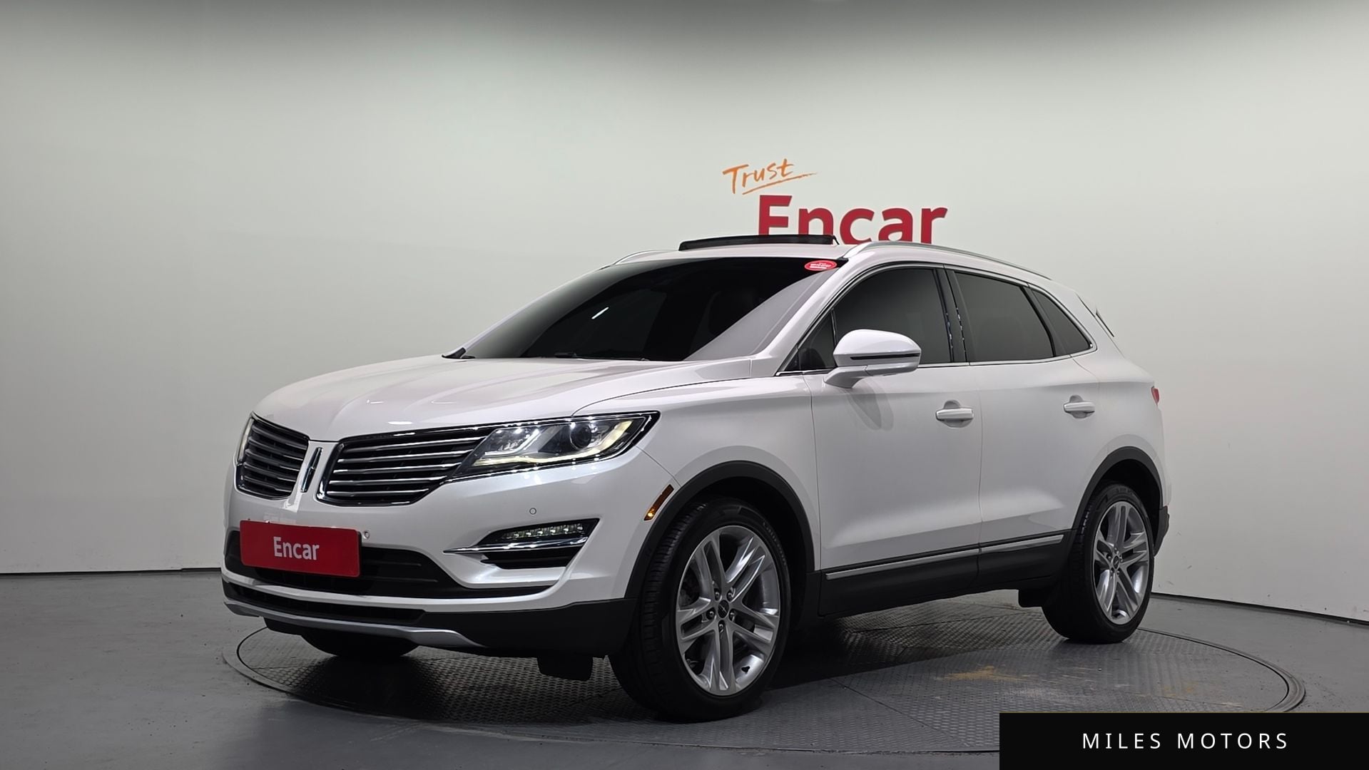 Lincoln MKC 2017 — фото 1 из 12