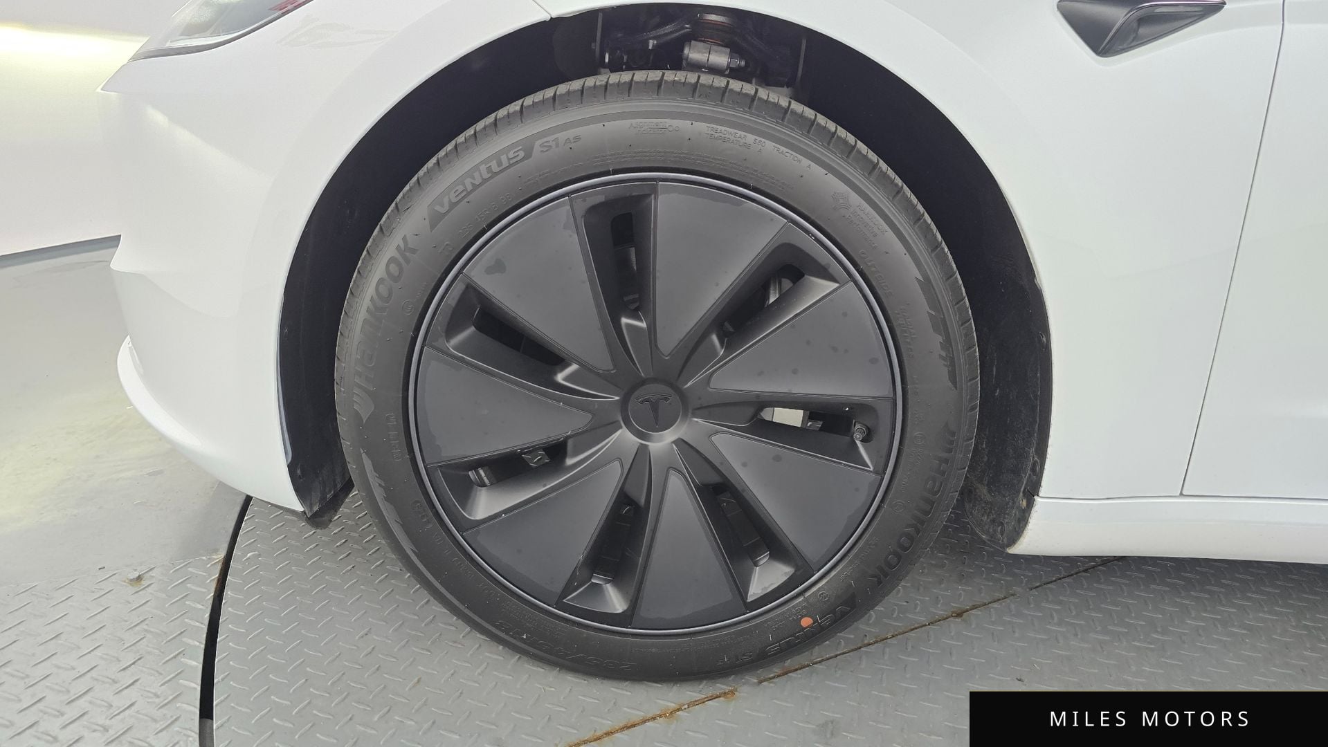 Tesla Model 3 2026 — миниатюра 5