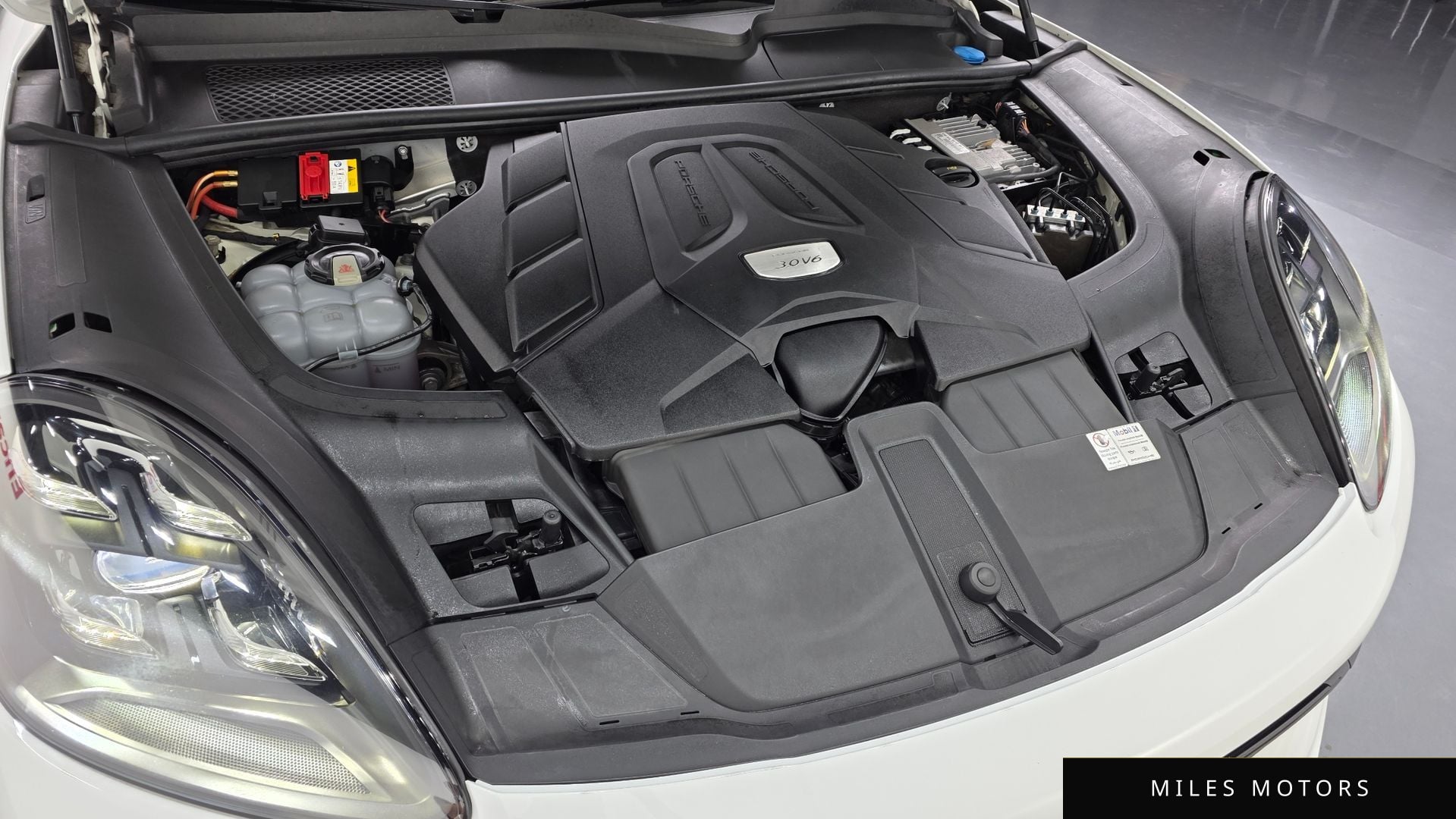 Porsche Cayenne 2020 — миниатюра 6