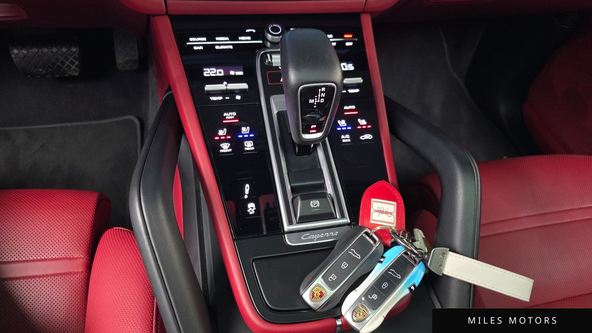 Porsche Cayenne 2020 — миниатюра 12