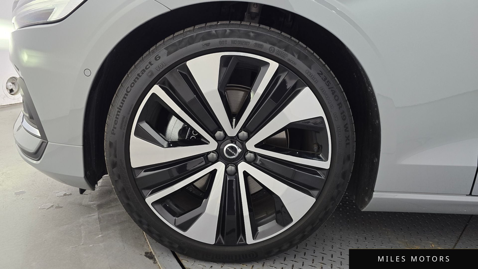 Volvo S60 2024 — миниатюра 5