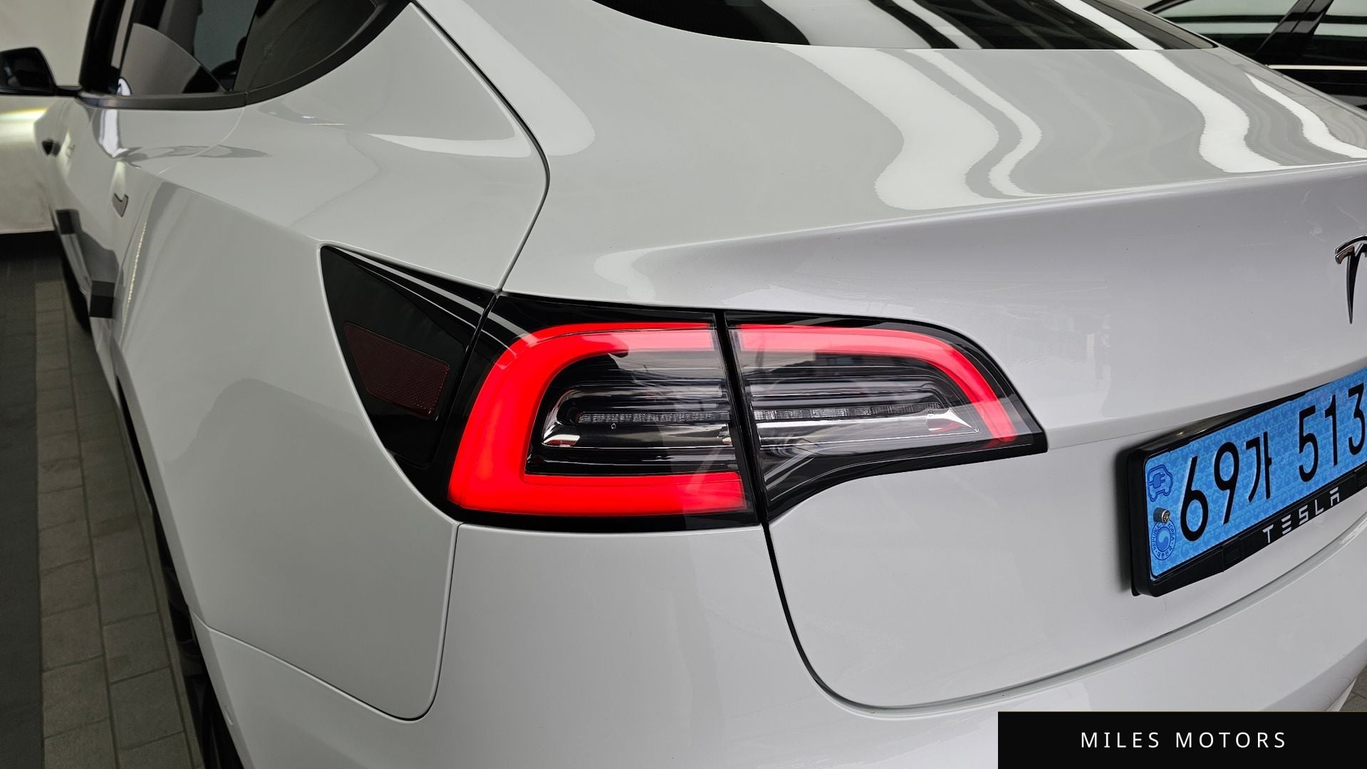 Tesla Model 3 2021 — миниатюра 9
