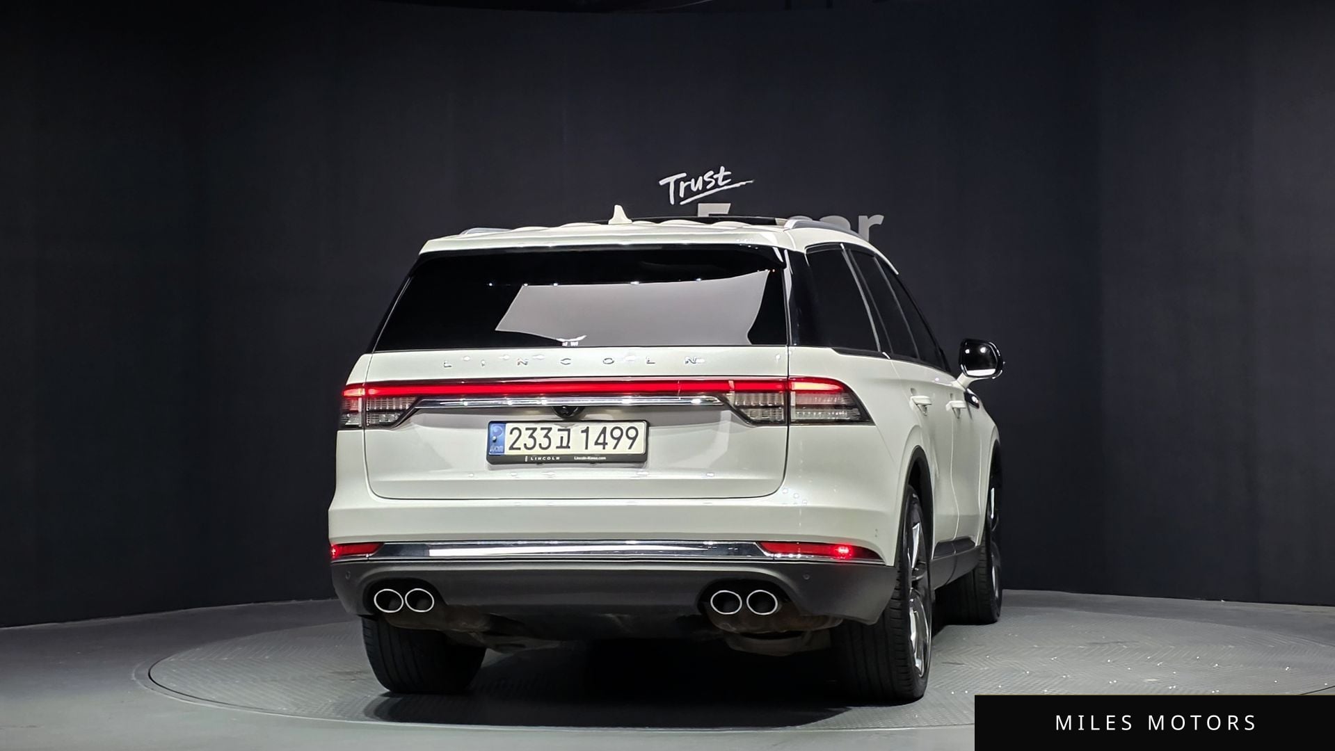 Lincoln Aviator 2022 — миниатюра 4