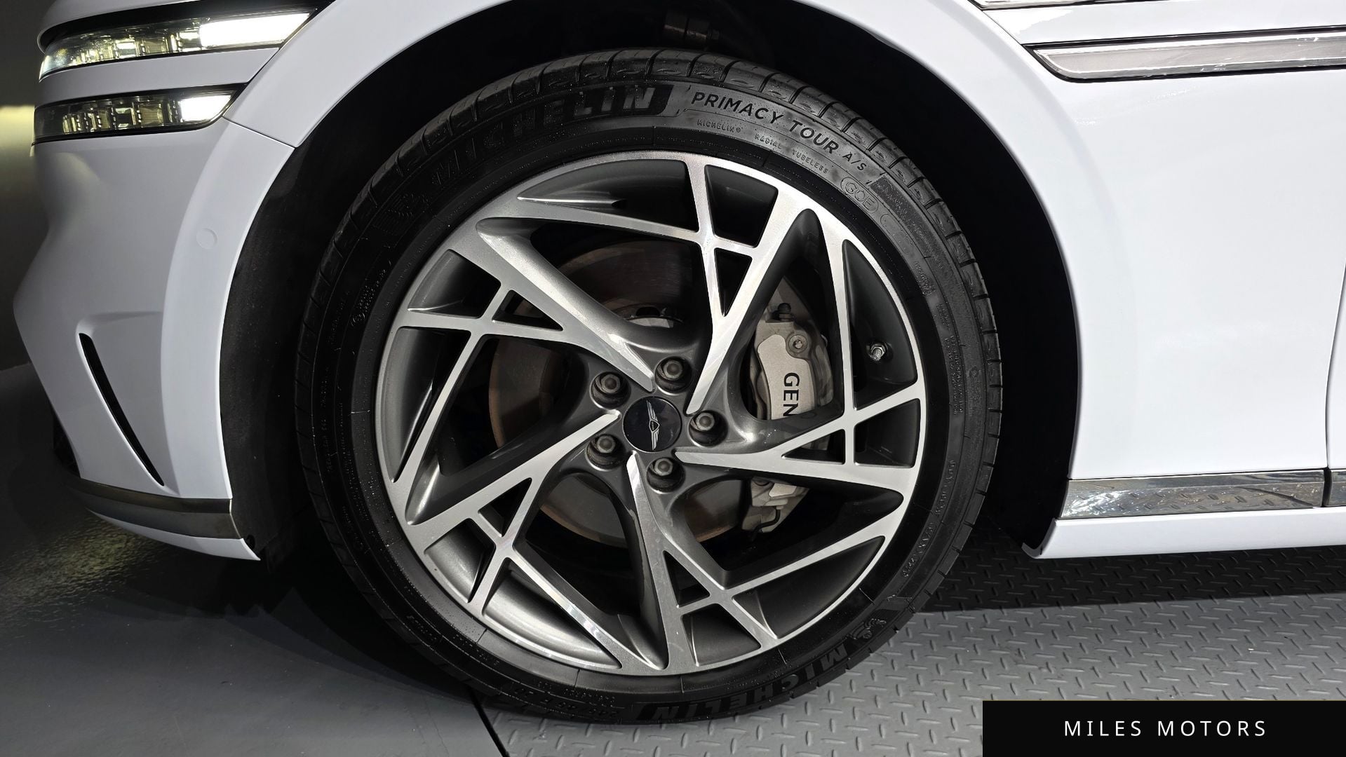 Genesis G90 (RS4) 2023 — миниатюра 5