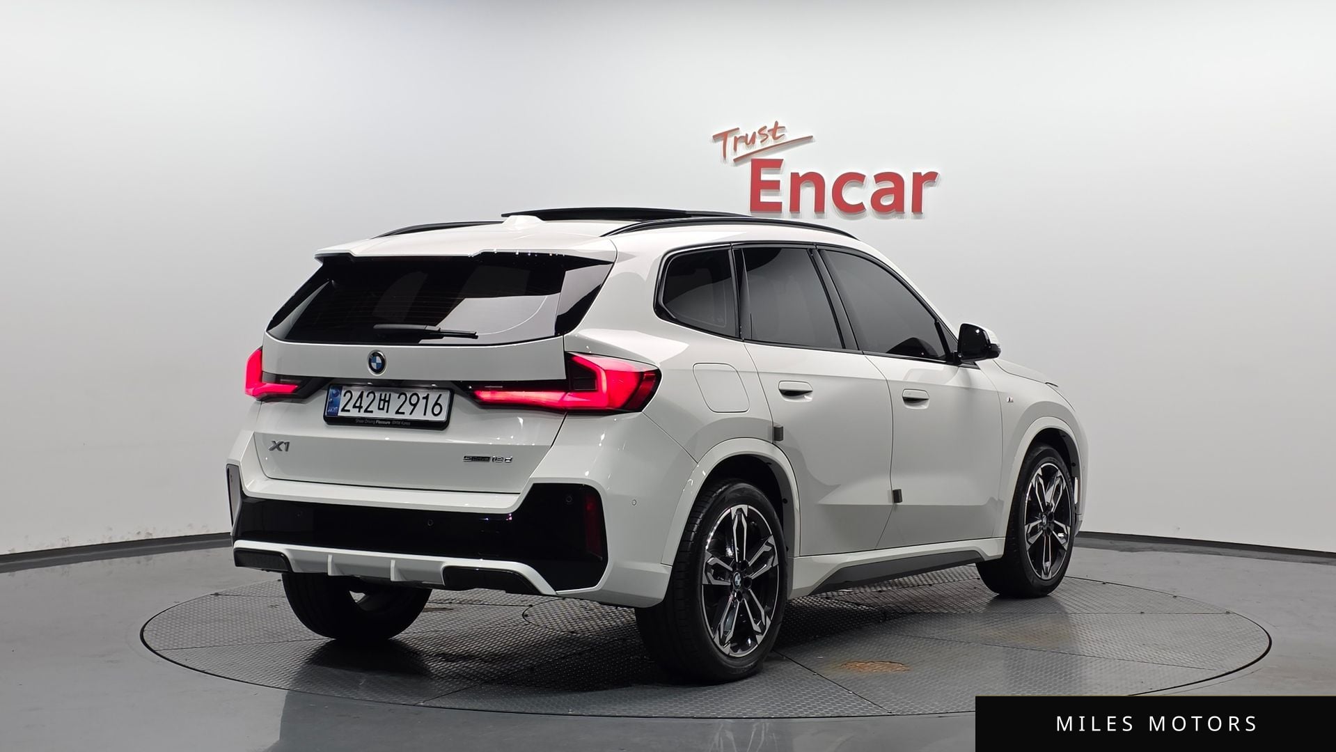 BMW X1 (U11) 2024 — фото 1 из 12