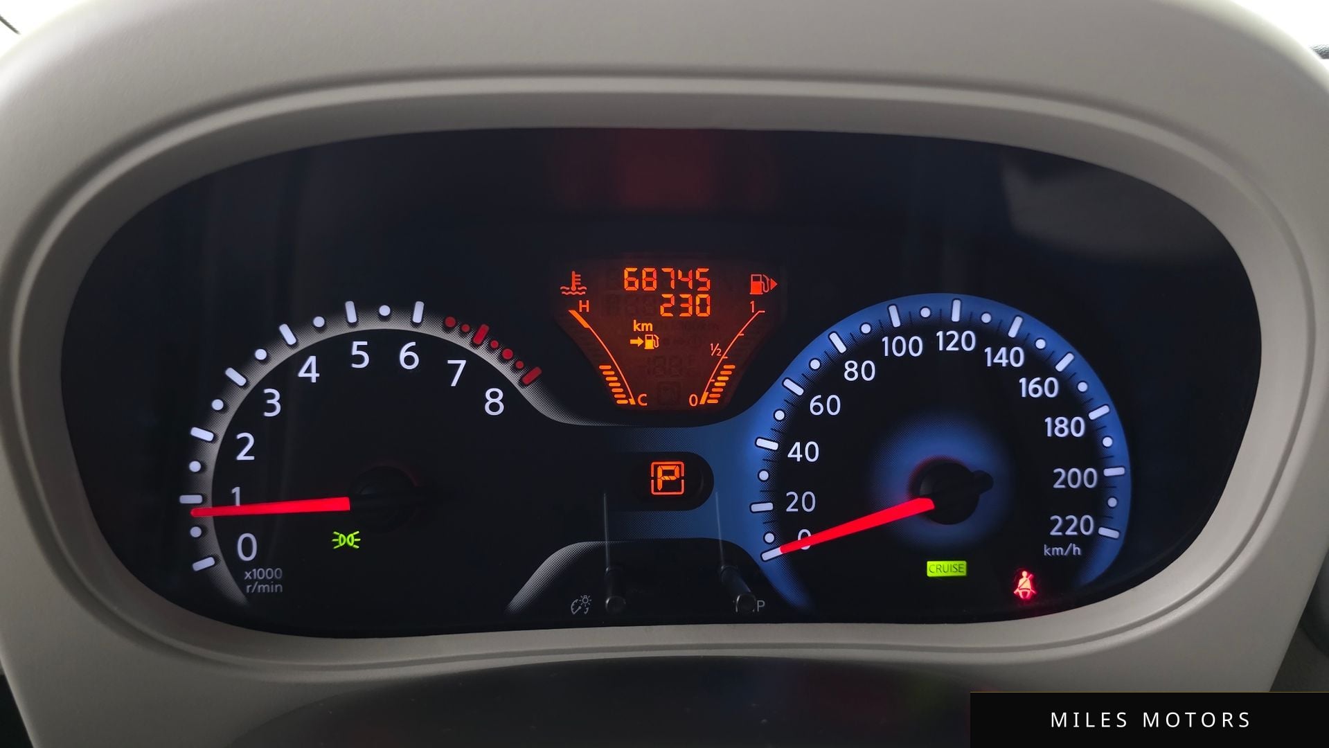 Nissan Cube 2014 — миниатюра 8