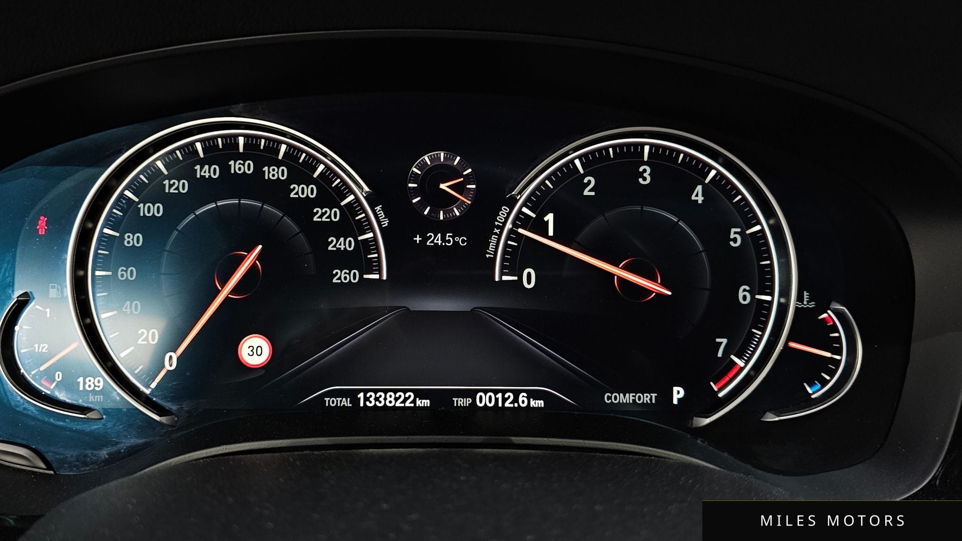 BMW 5 Series (G30) 2018 — миниатюра 10