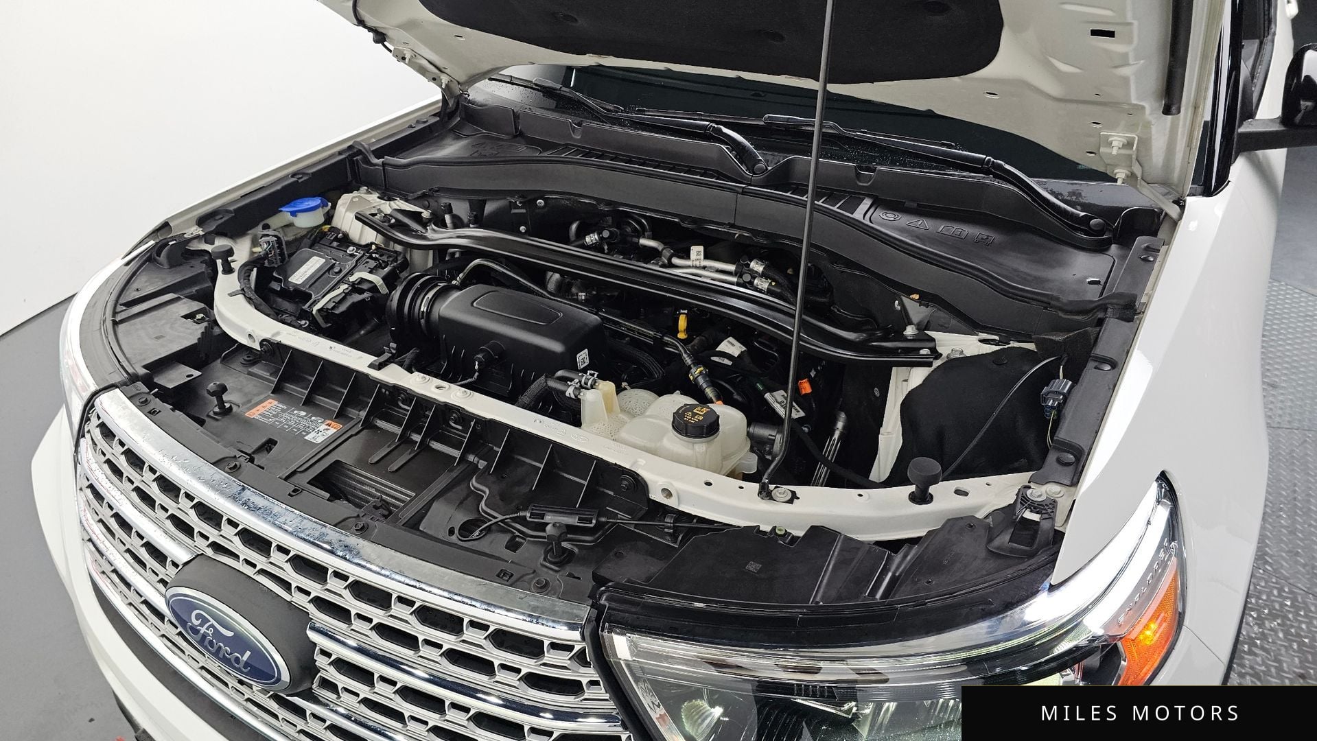 Ford Explorer 2021 — миниатюра 6