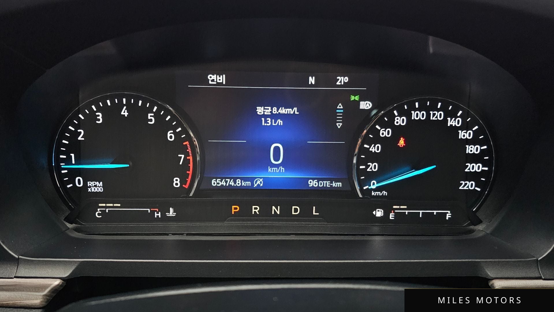 Ford Explorer 2021 — миниатюра 8