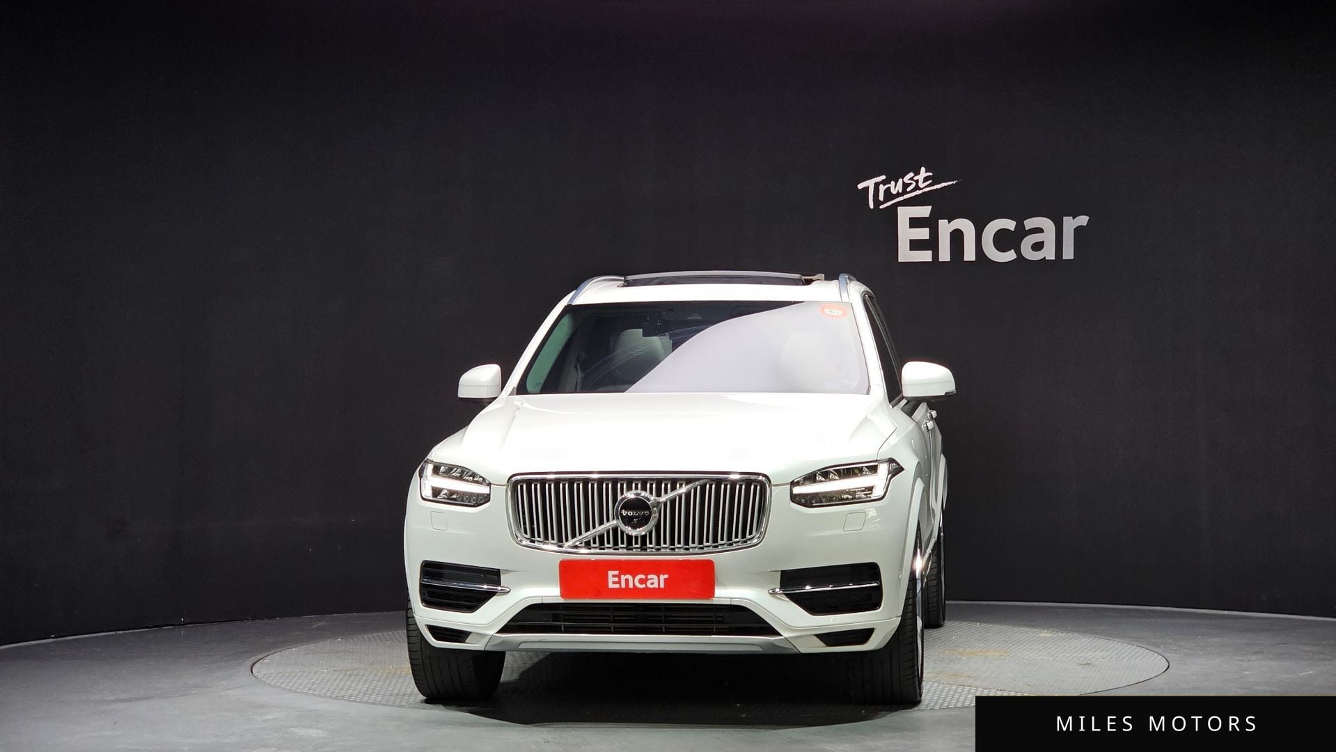 Volvo XC90 2019 — миниатюра 3
