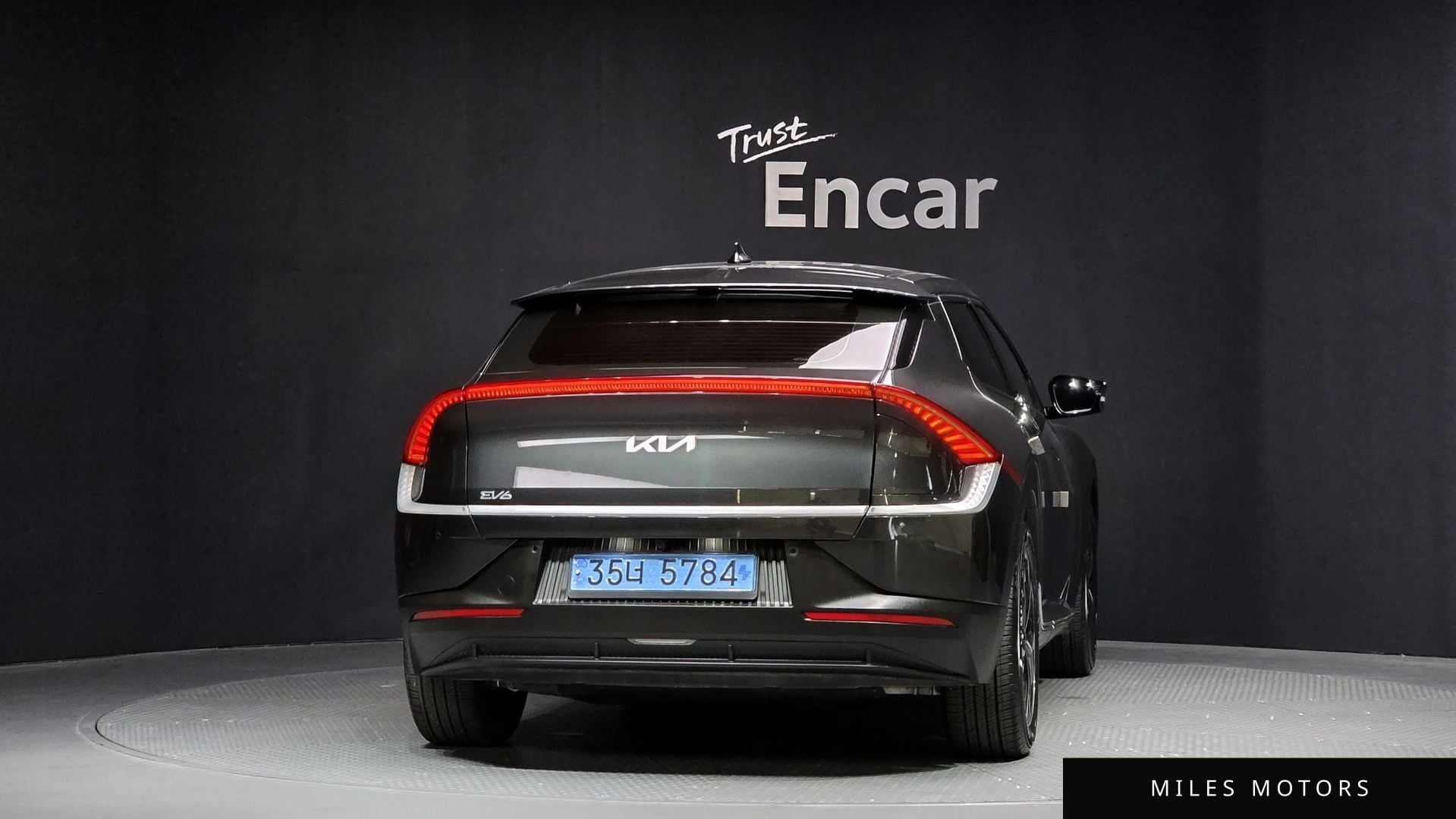 Kia EV6 2023 — миниатюра 4