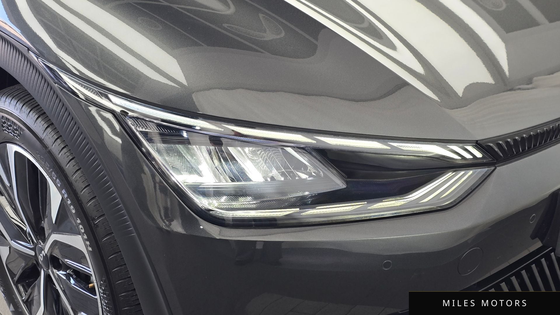Kia EV6 2023 — миниатюра 8