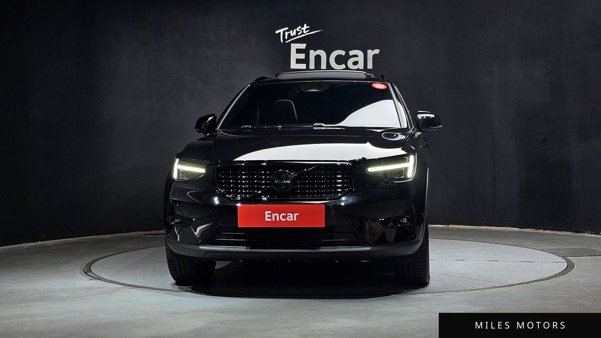 Volvo XC40 2025 — миниатюра 3