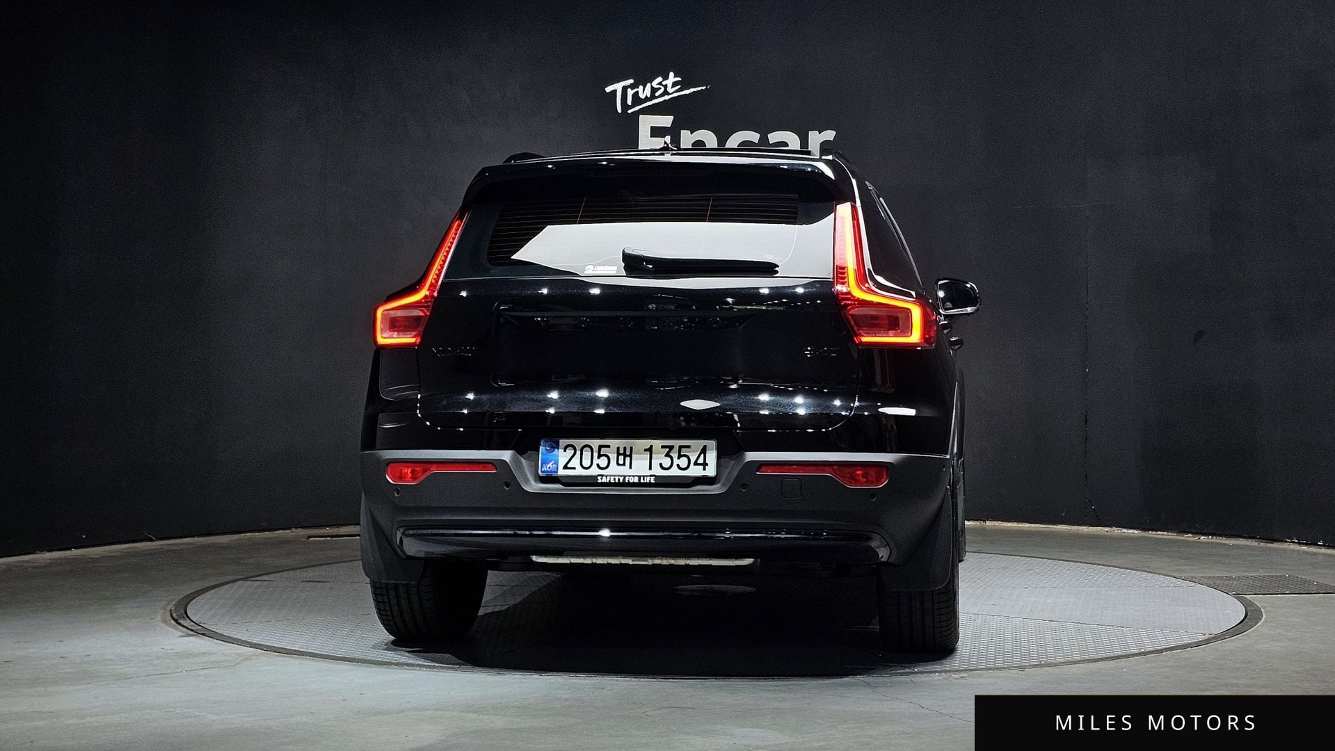 Volvo XC40 2025 — миниатюра 4