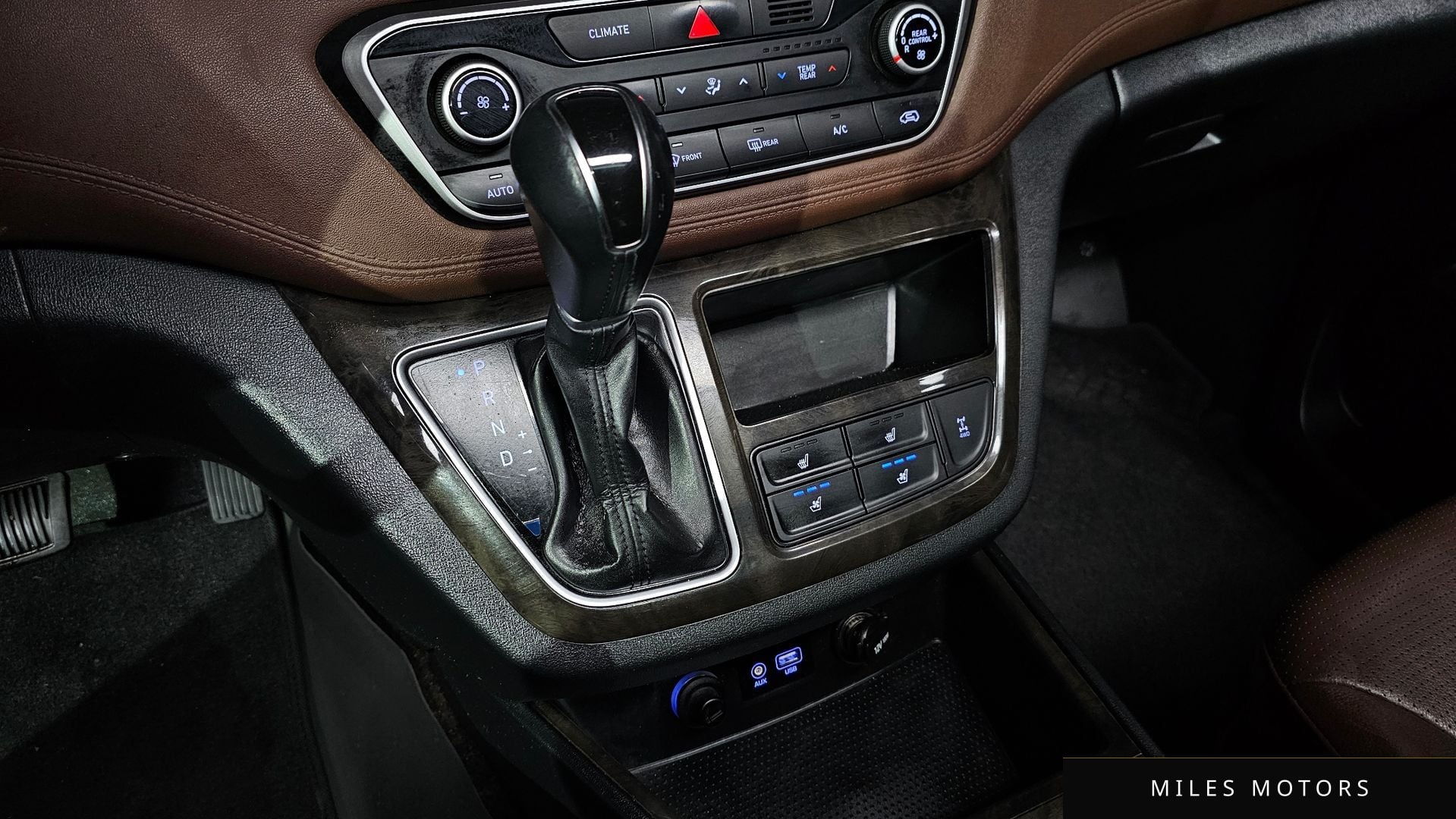 Hyundai Starex 2019 — миниатюра 12