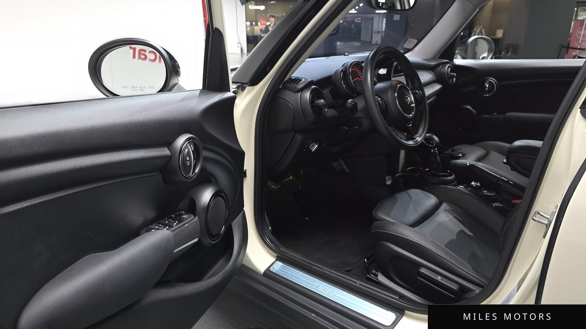 MINI Cooper 2019 — миниатюра 12