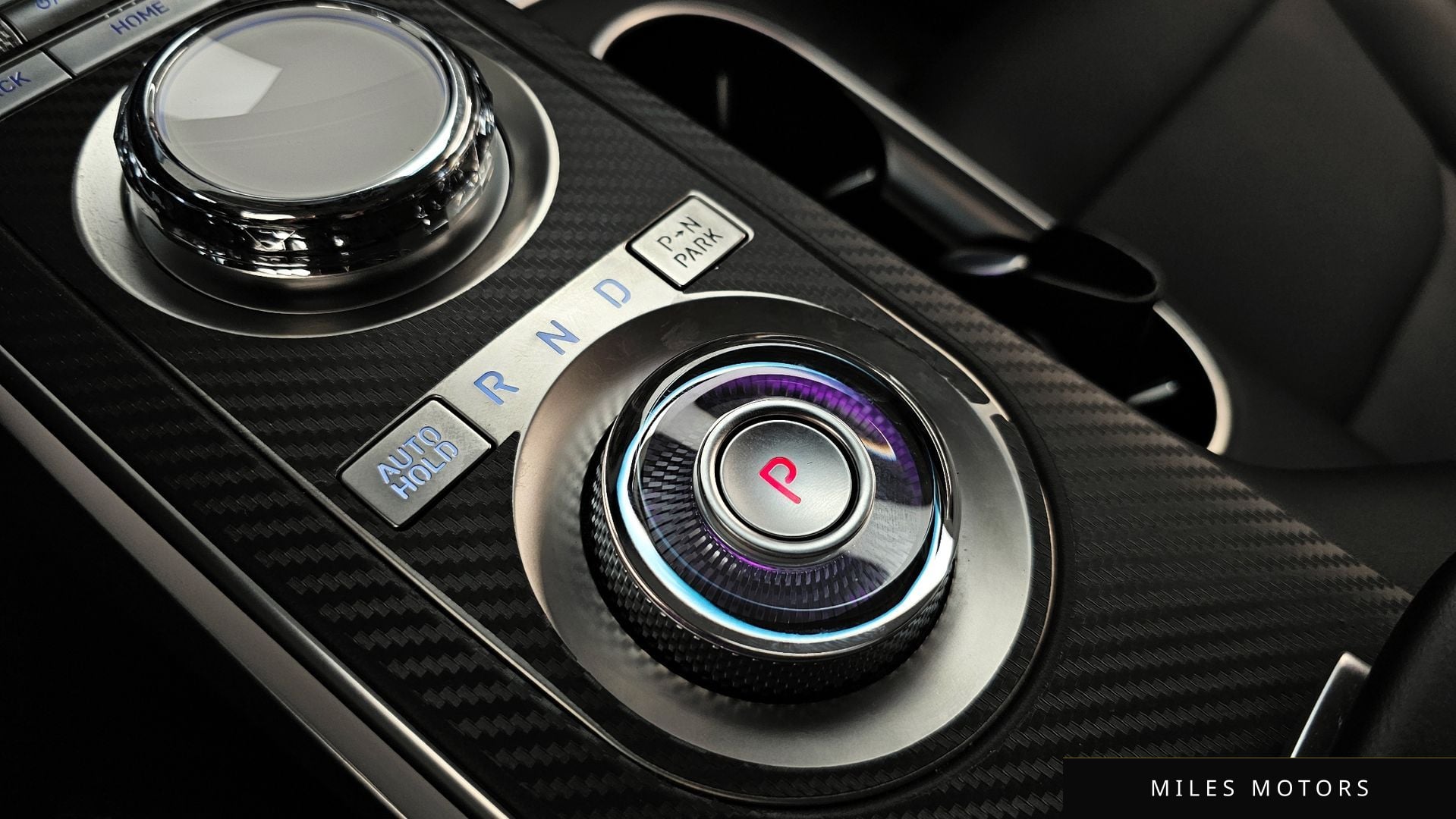 Genesis GV70 2021 — миниатюра 12