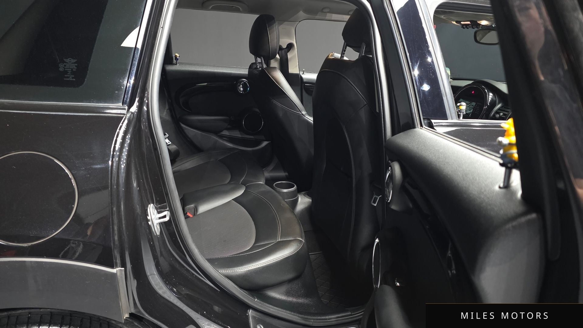MINI Cooper 2017 — миниатюра 12