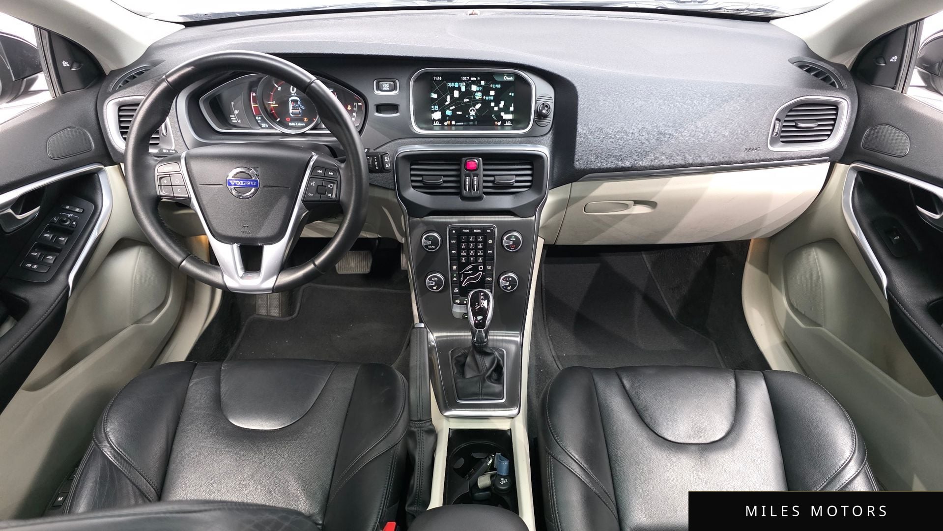 Volvo V40 2016 — миниатюра 7