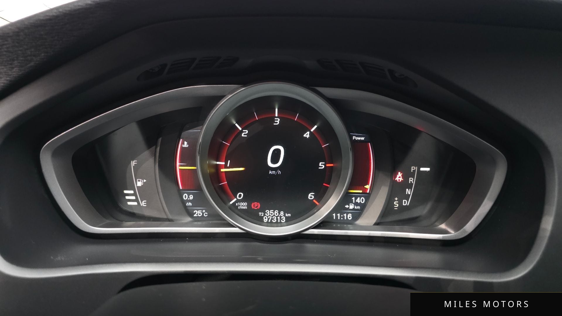 Volvo V40 2016 — миниатюра 8