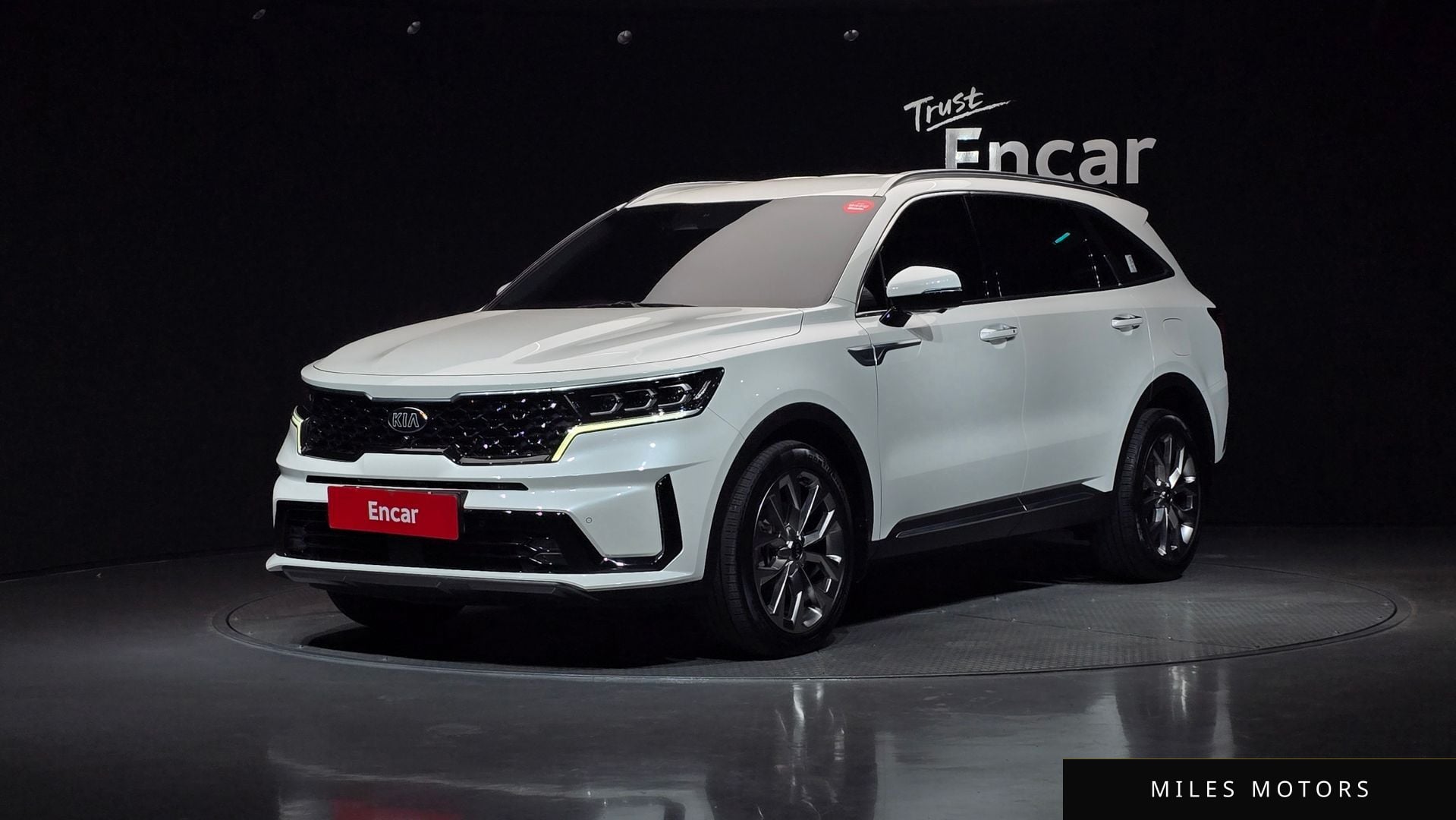 Kia Sorento 2021 — фото 1 из 12