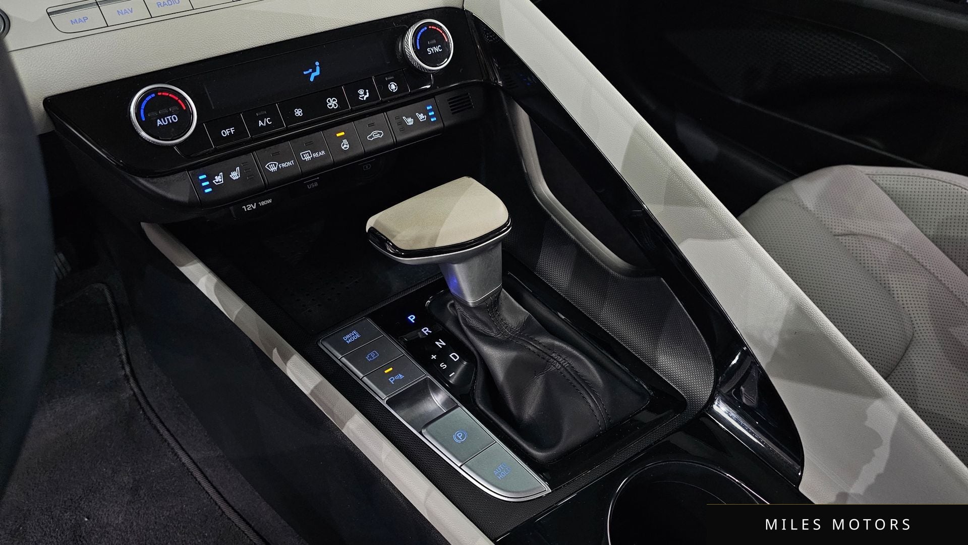 Hyundai AVANTE 2021 — миниатюра 9