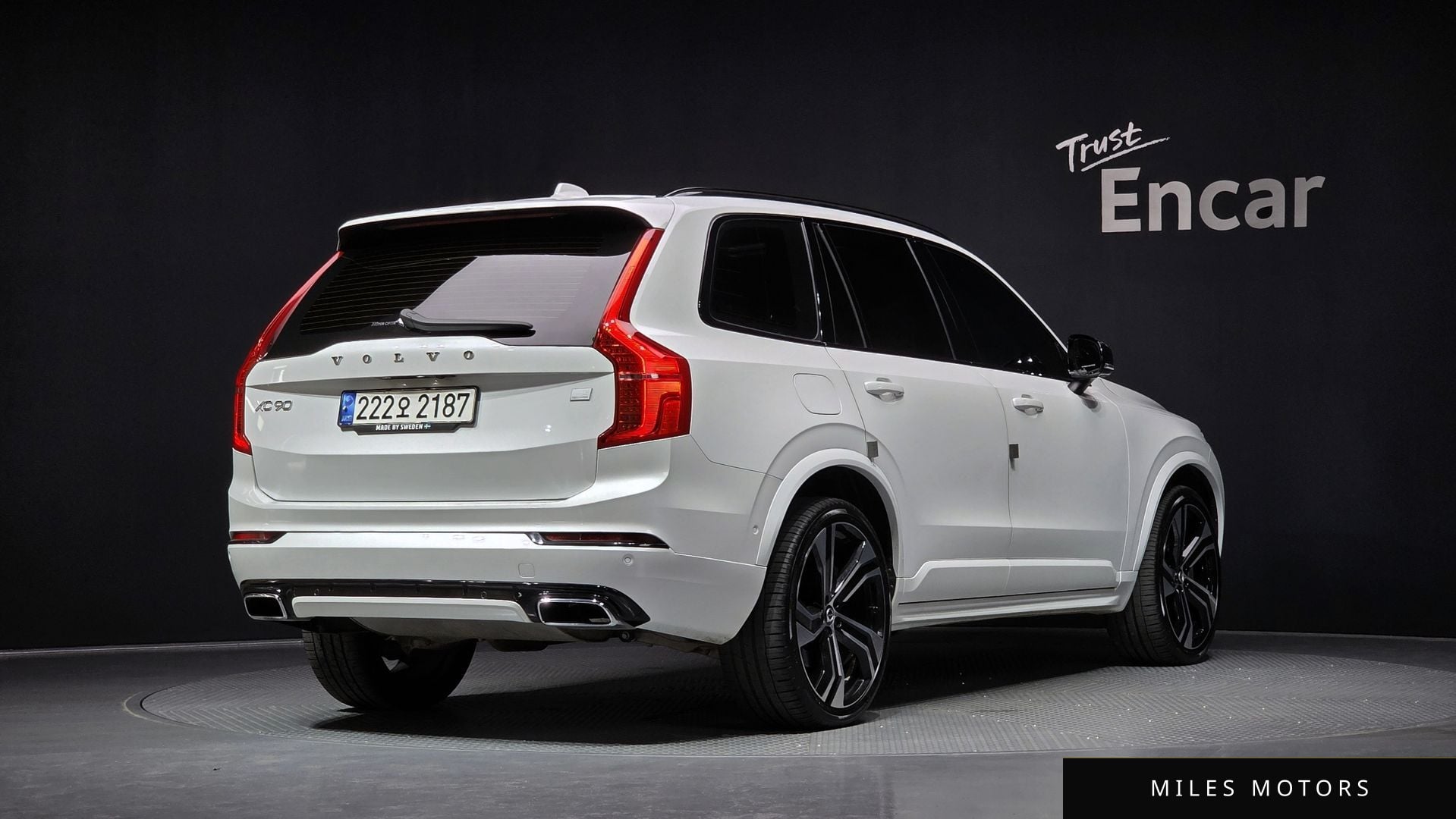 Volvo XC90 2021 — миниатюра 2