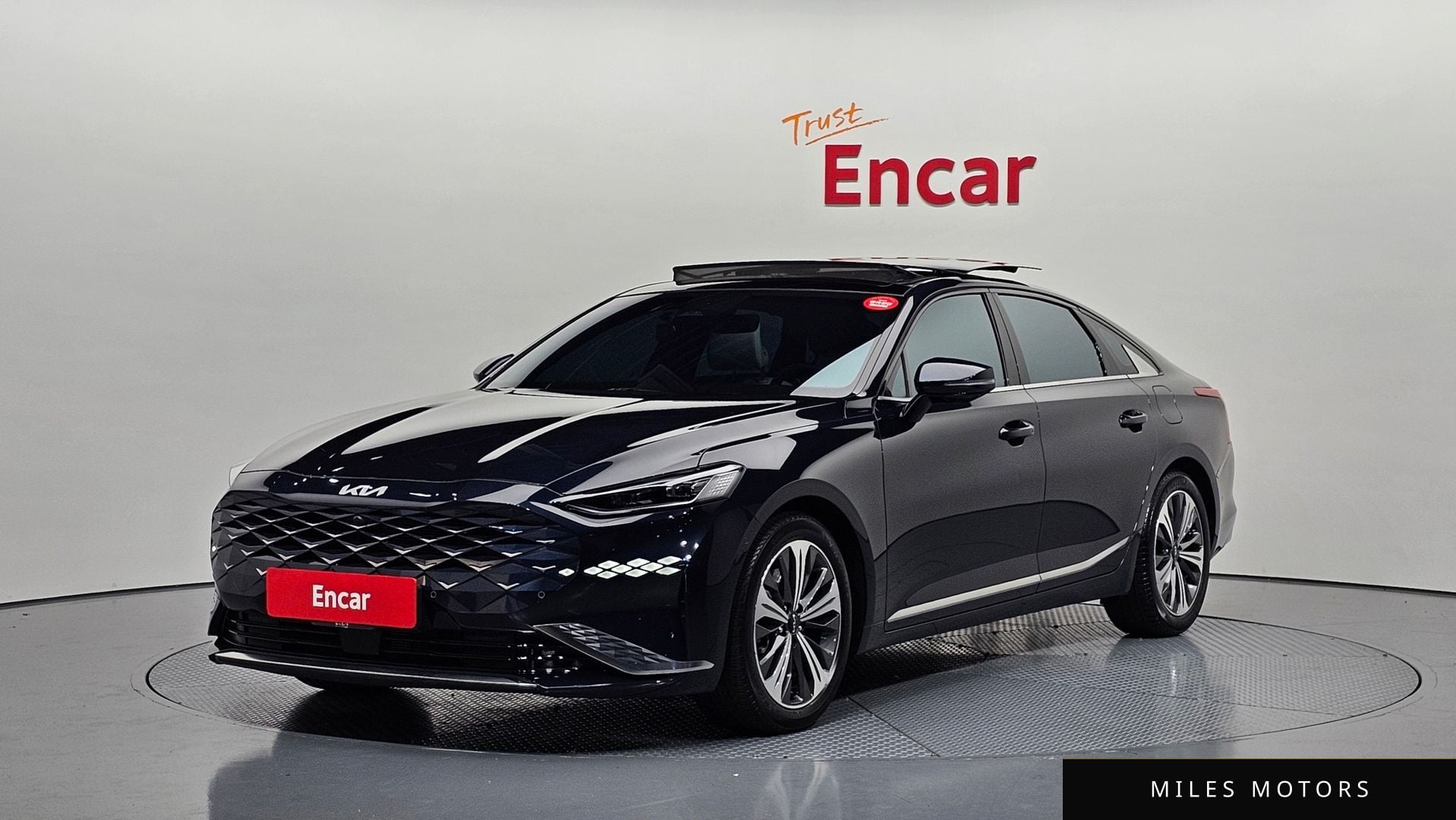 Kia K8 2023 — фото 1 из 12