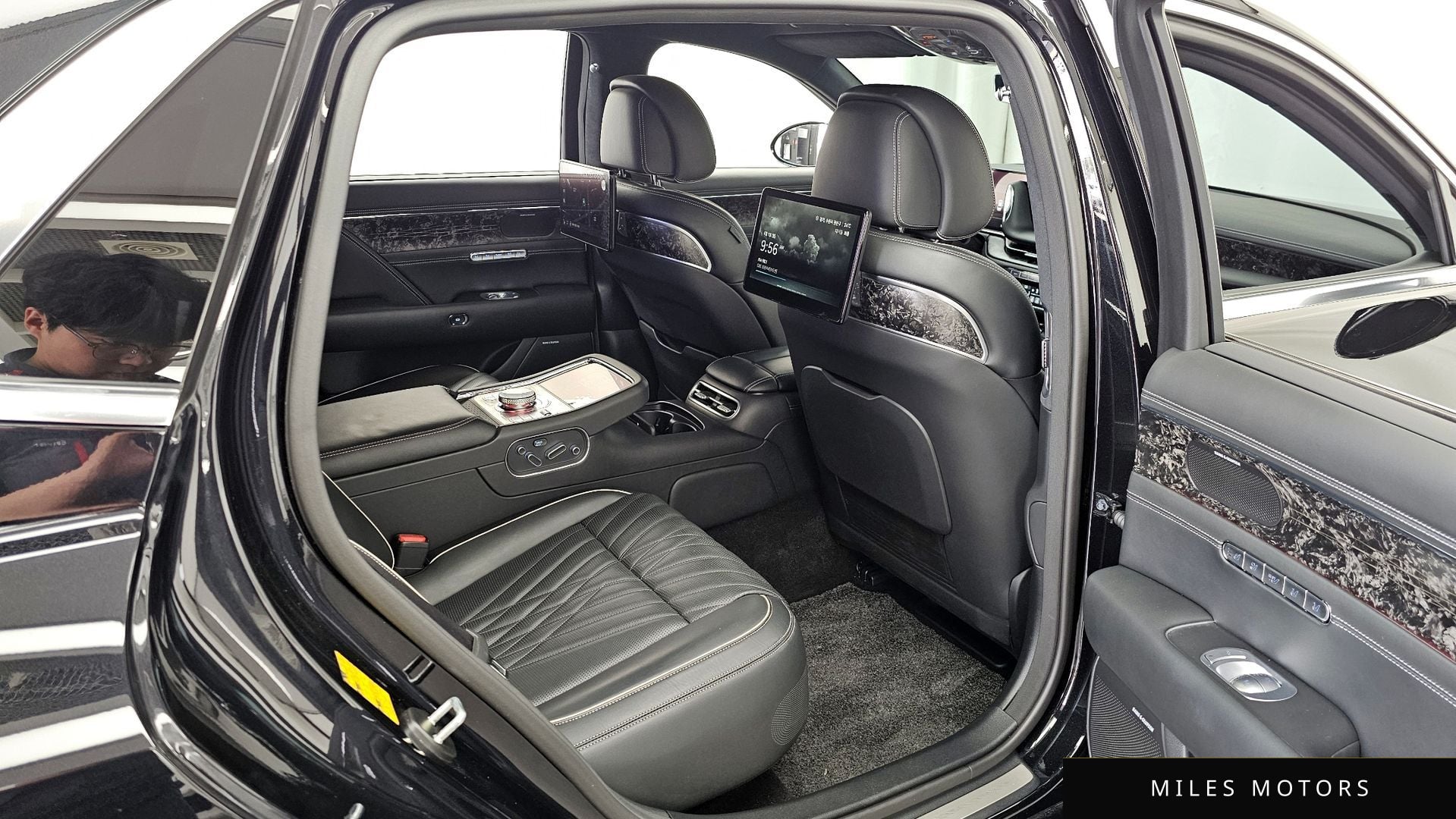 Genesis G90 (RS4) 2022 — миниатюра 12